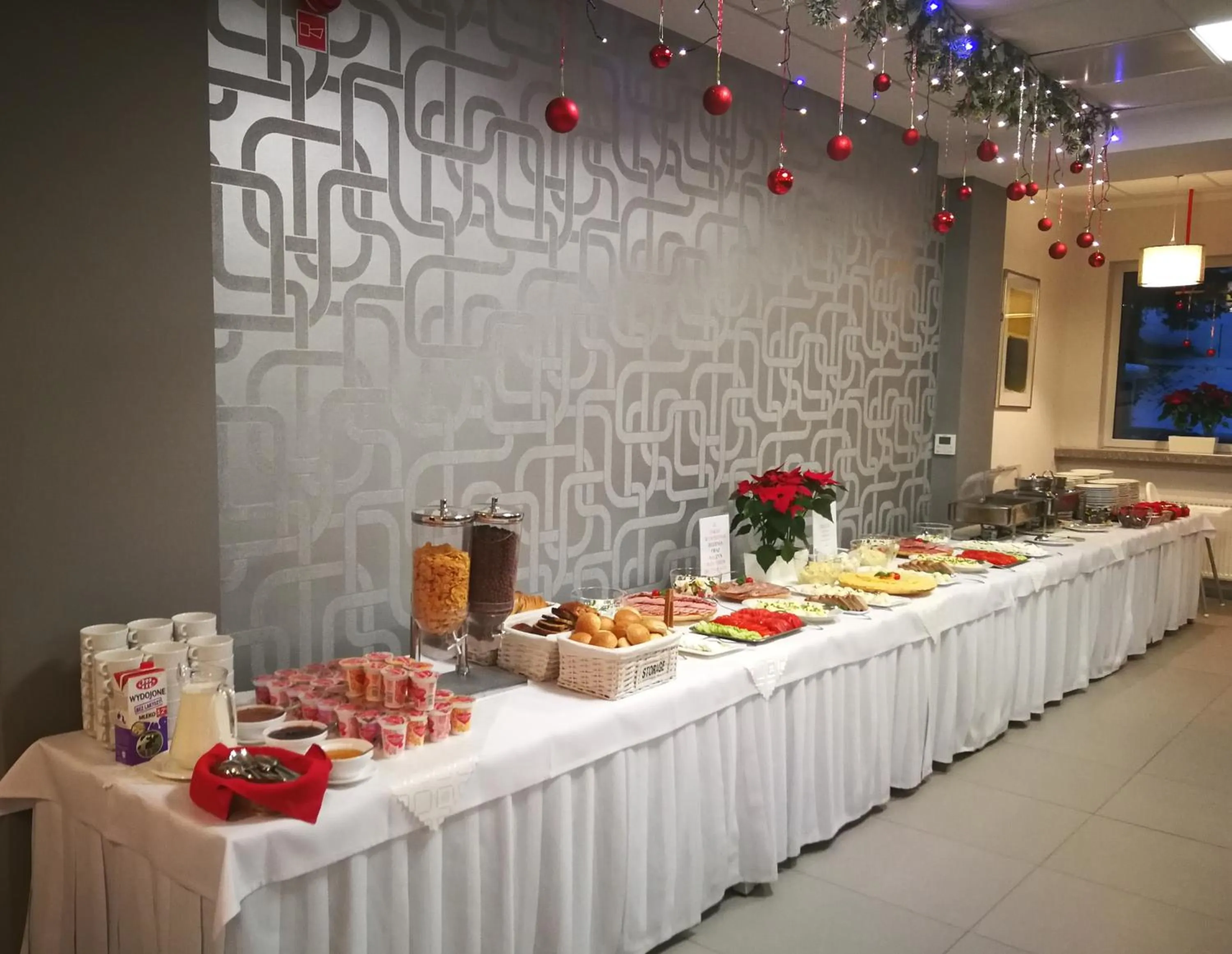 Breakfast in Hotel Trojan