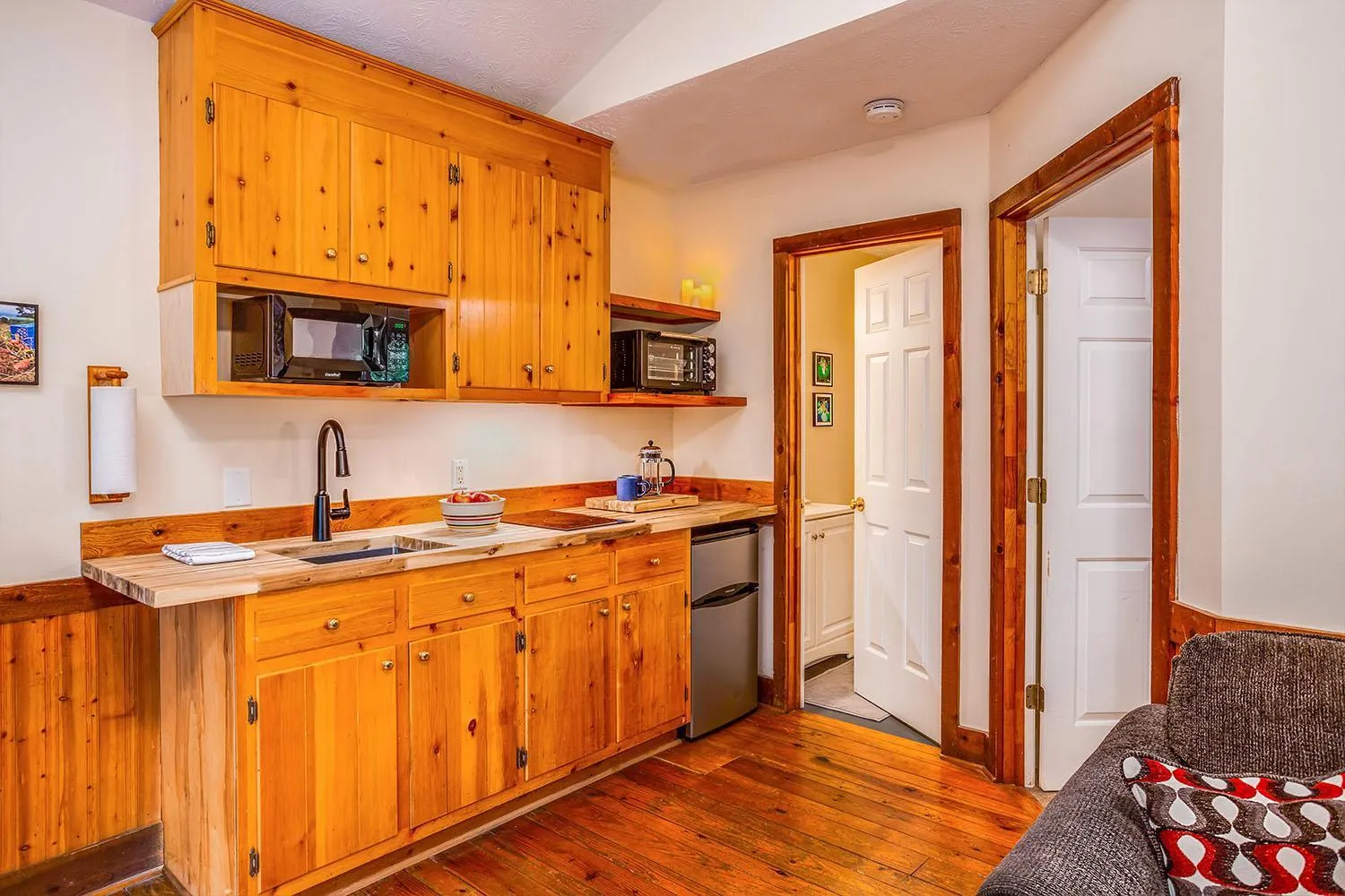 Kitchen or kitchenette in Love Ridge Mountain Lodging