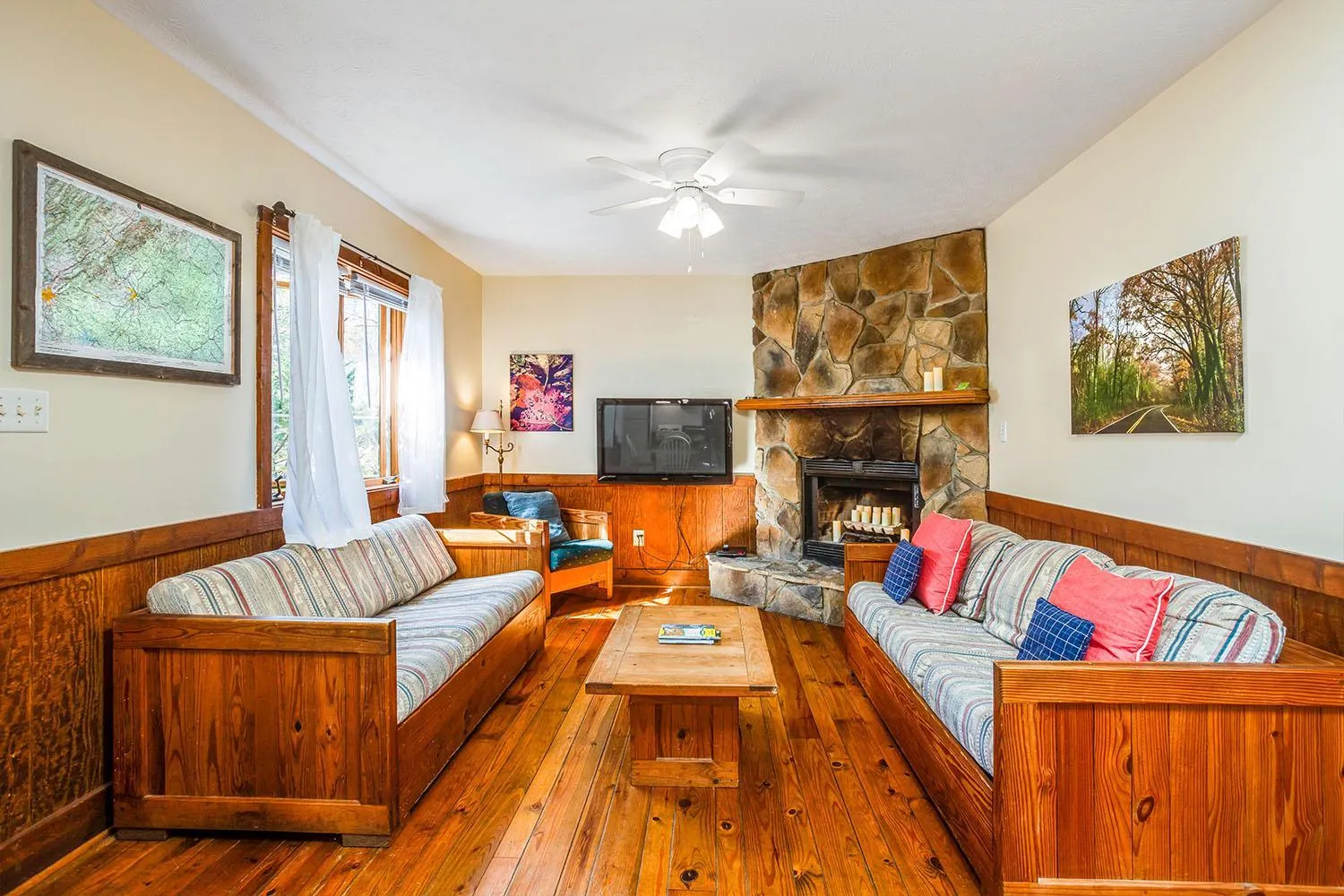 Love Ridge Mountain Lodging