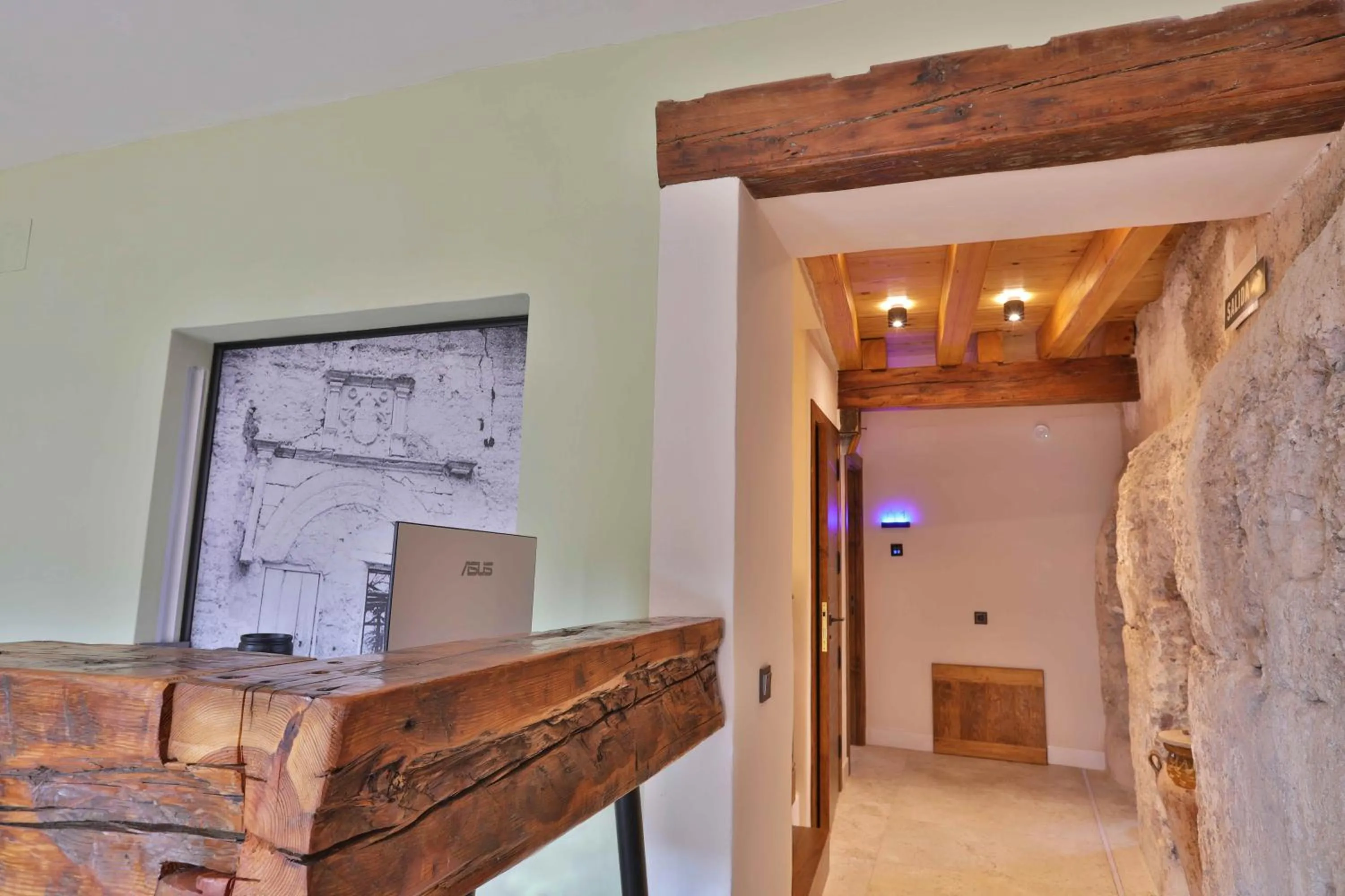 Lobby or reception in Hotel Poeta Jorge Manrique