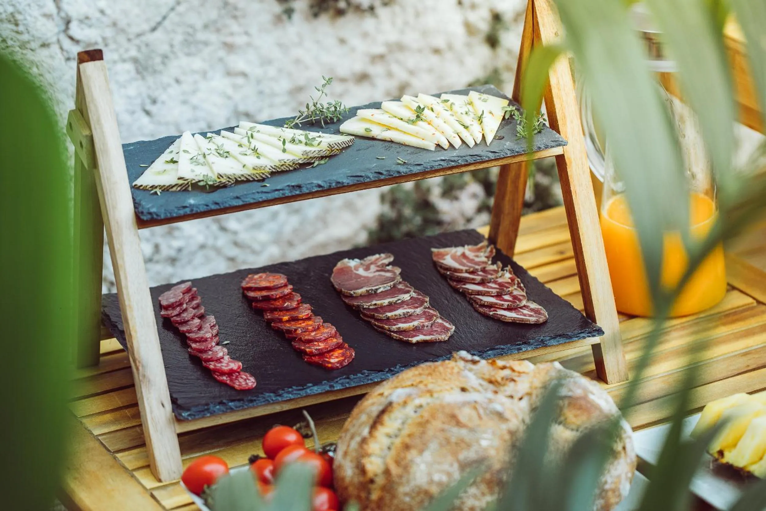 Buffet breakfast in Hotel Poeta Jorge Manrique