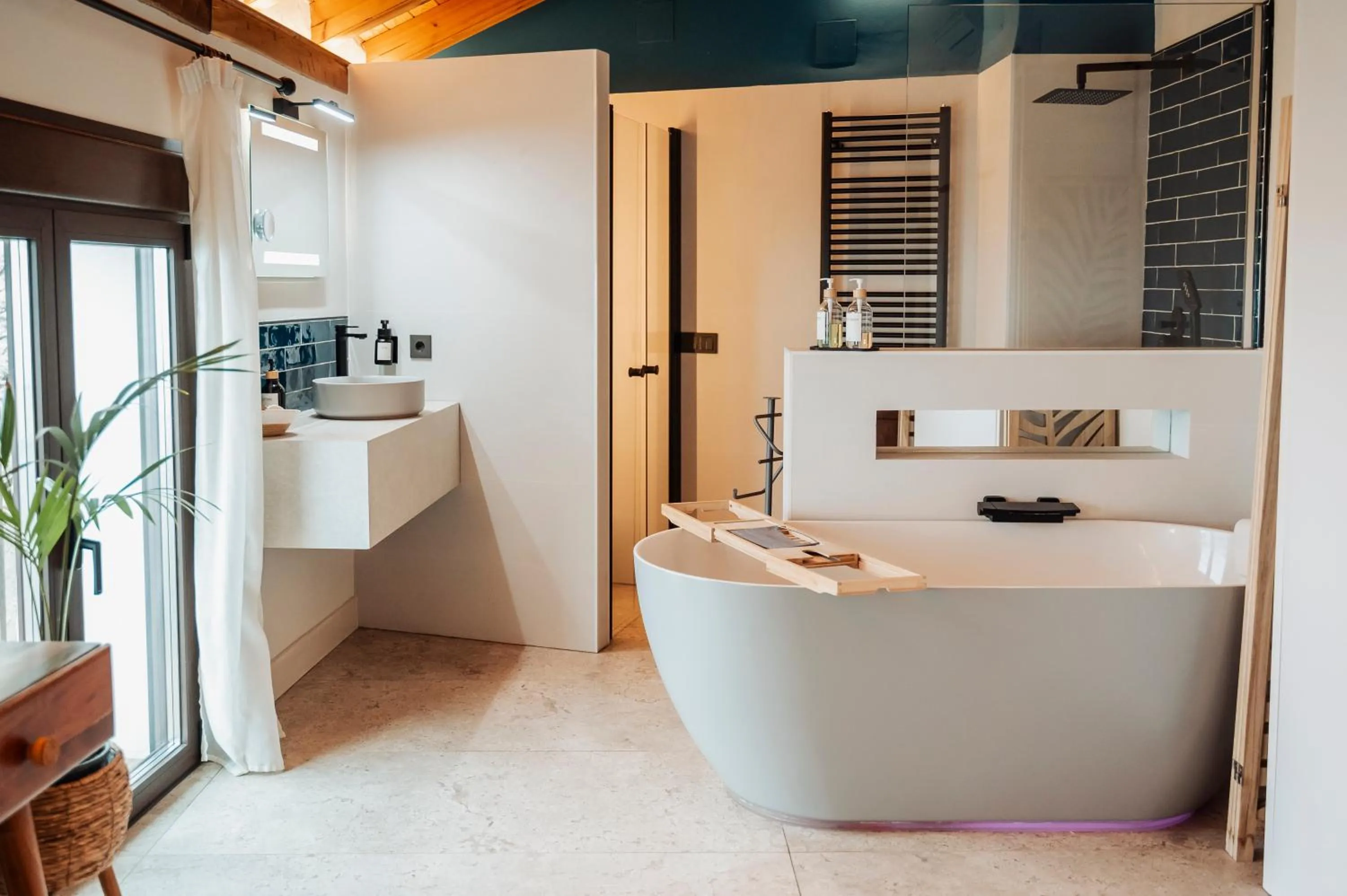 Bathroom in Hotel Boutique Poeta Jorge Manrique