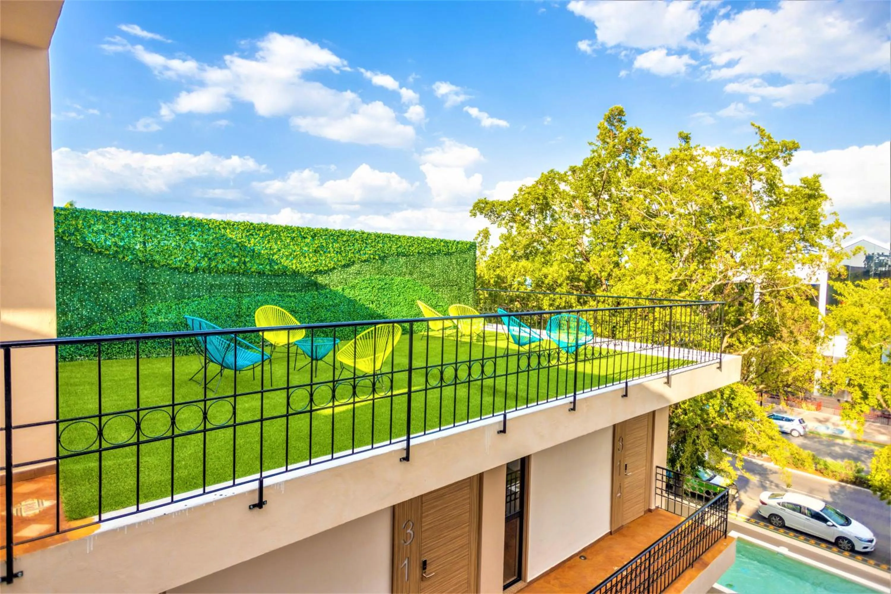 Balcony/Terrace in Hotel Plaza by Kavia