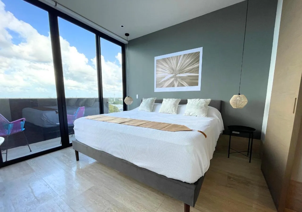 Bed in Brand New Condo with Rooftop Pool