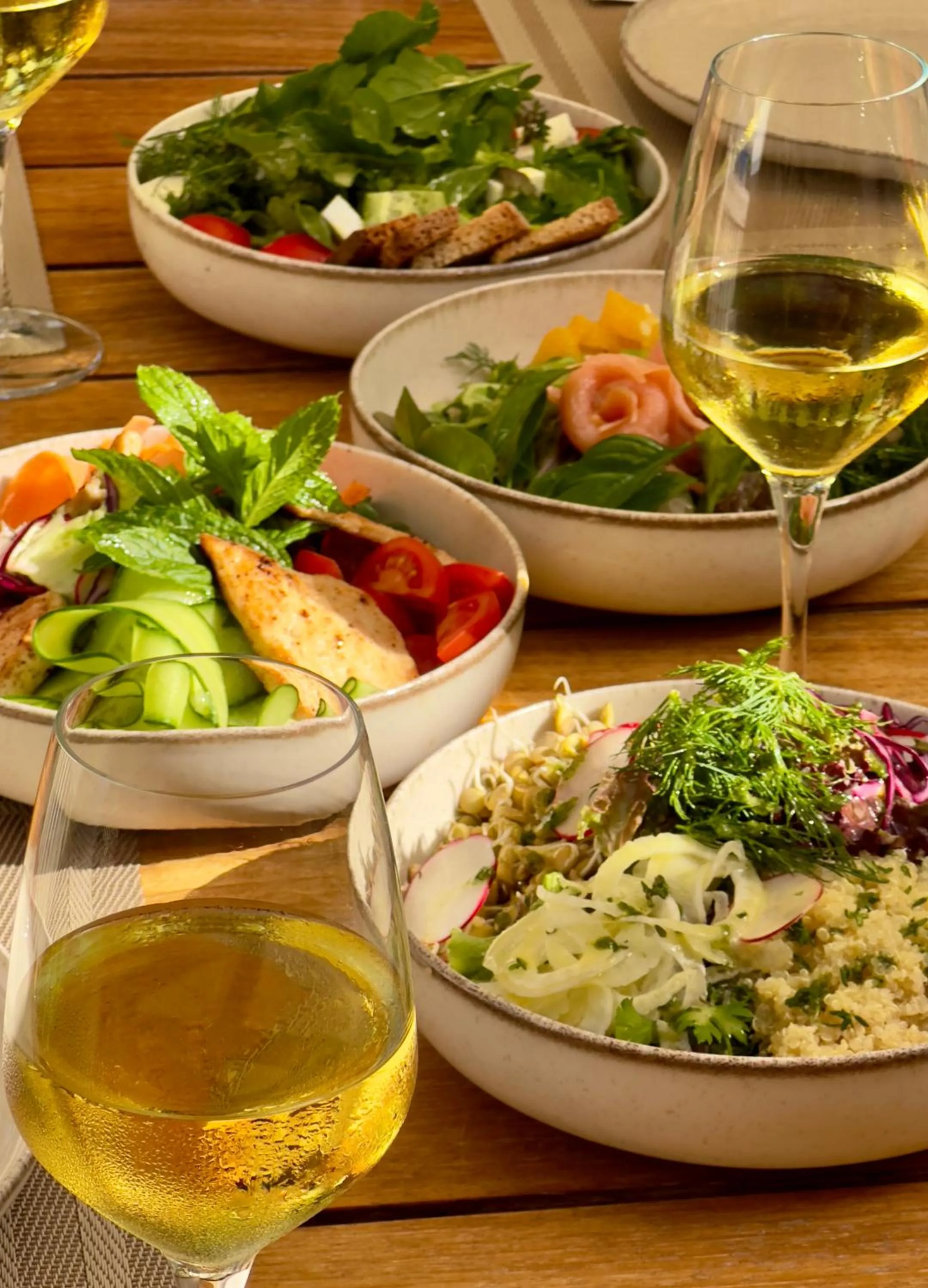 Restaurant/places to eat in Banana Alaçatı Food & Stay - Adults Only