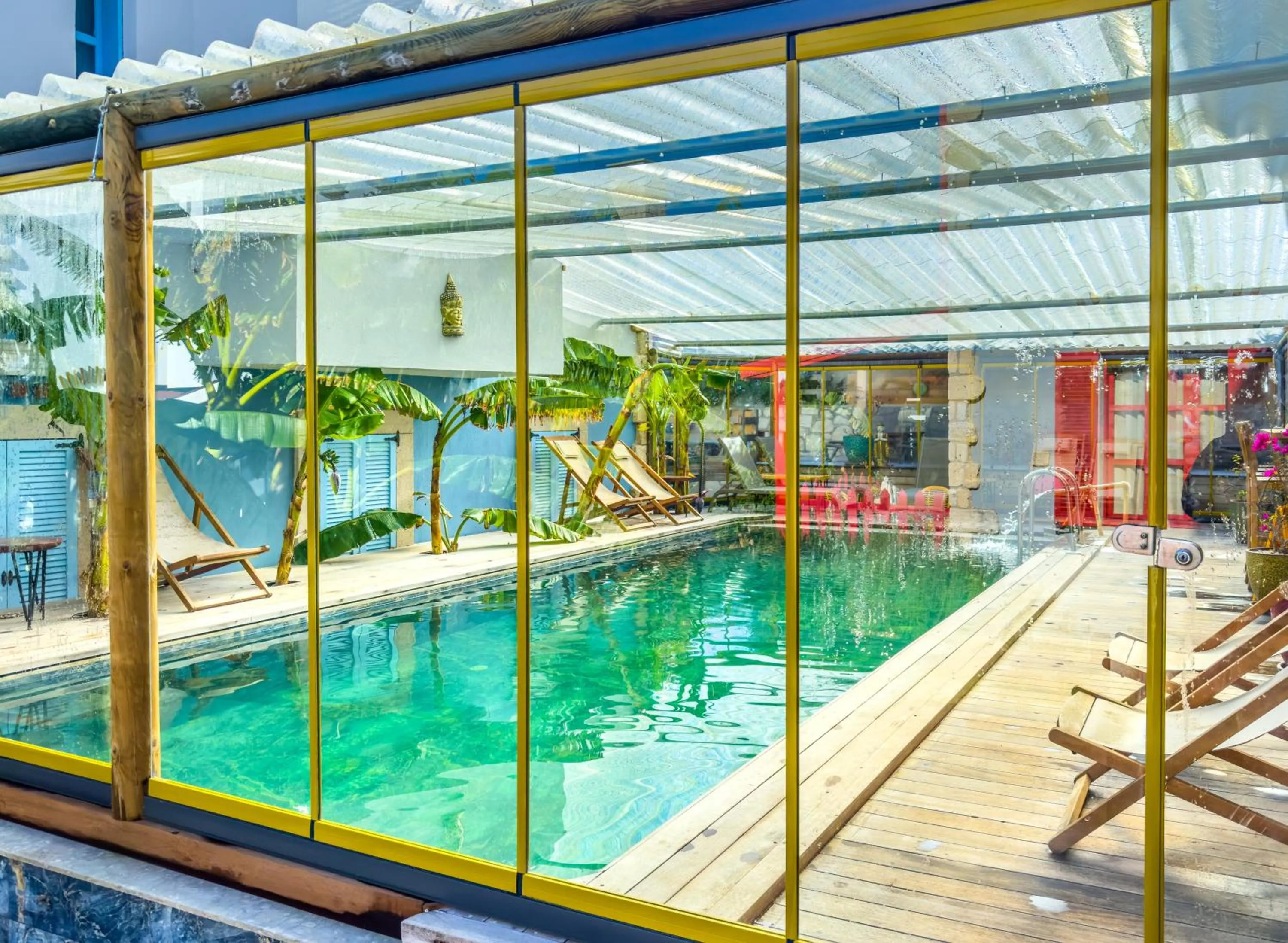 Swimming pool in Banana Alaçatı Food & Stay - Adults Only