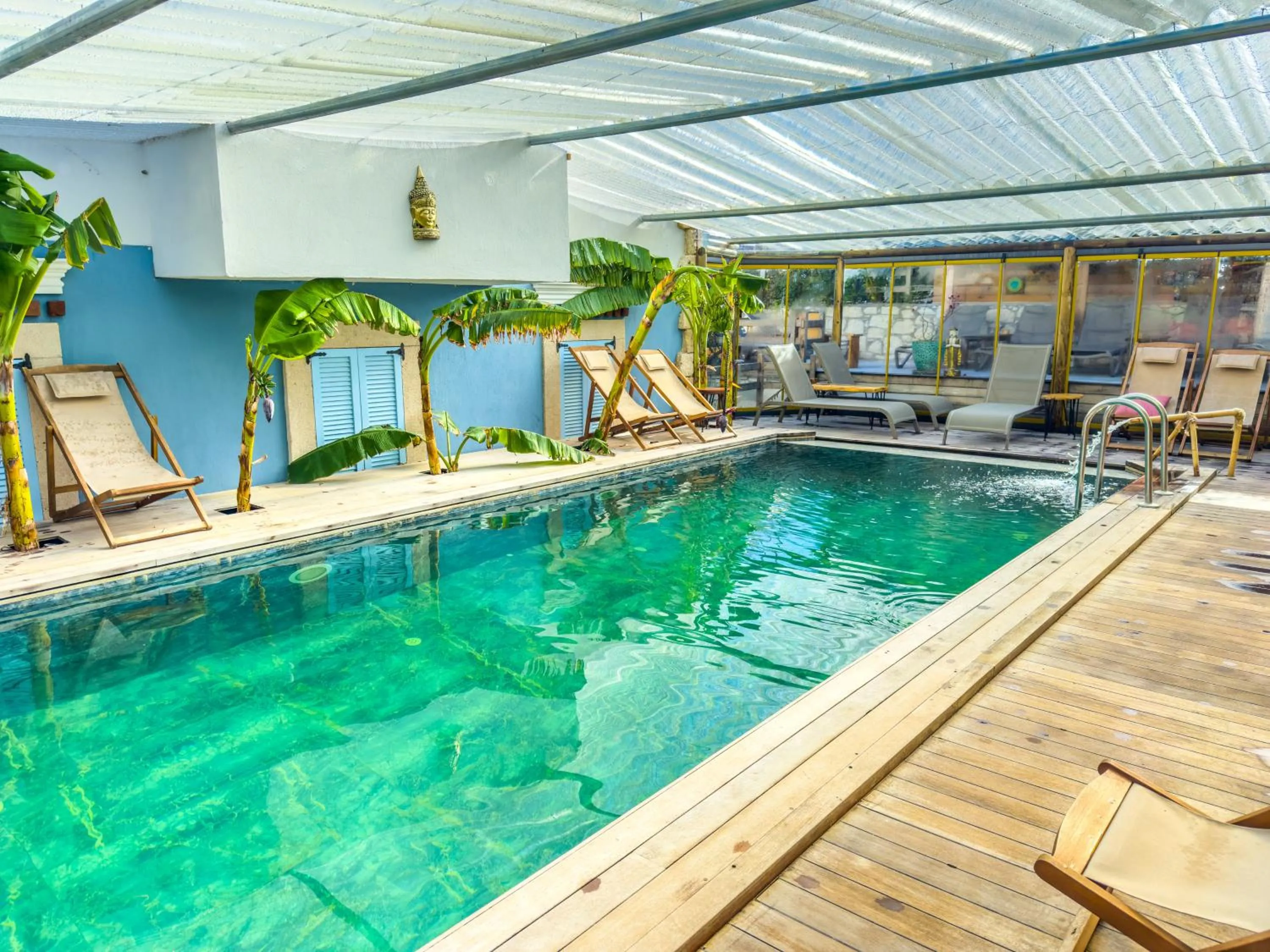 Swimming pool in Banana Alaçatı Food & Stay - Adults Only