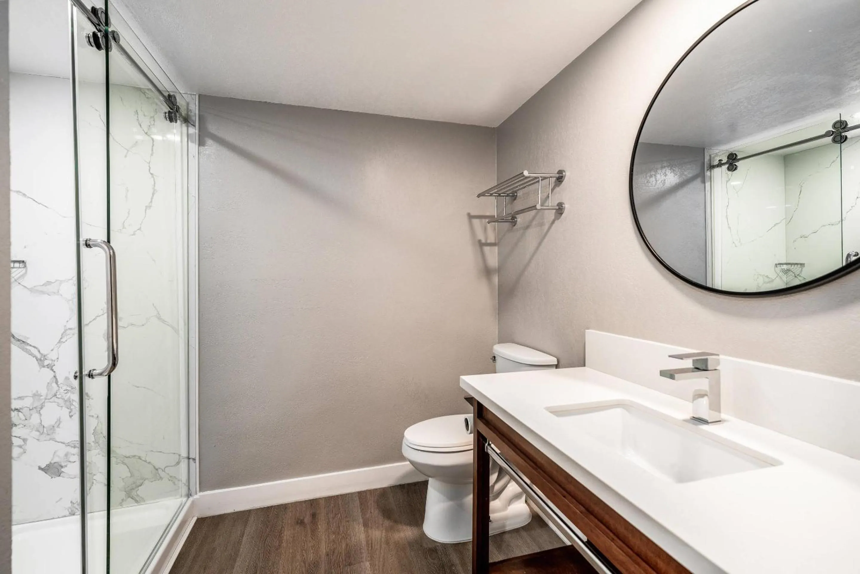 Bedroom in MainStay Suites Moreno Valley Near March Air Reserve Base