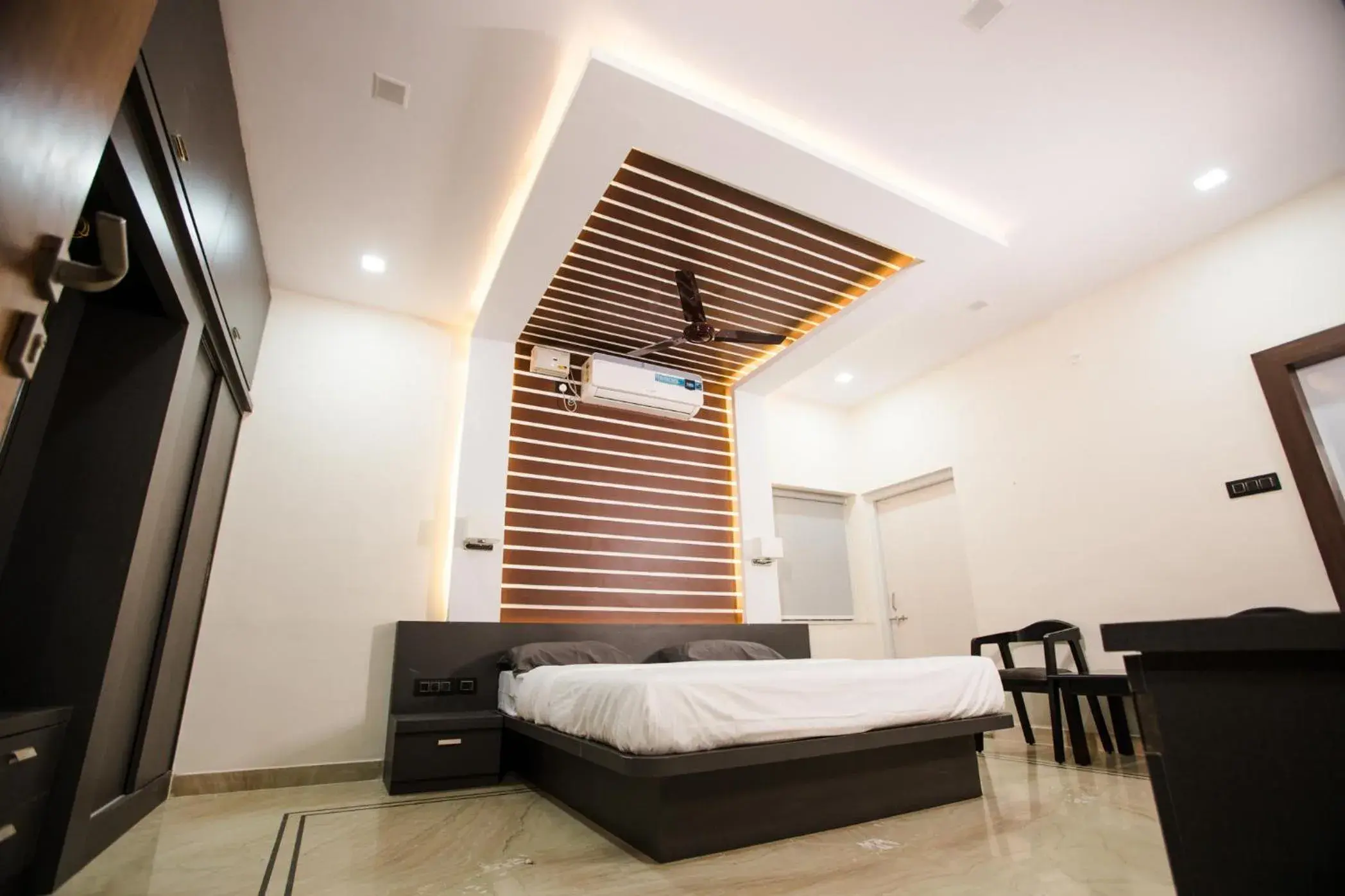 Bed in MUSHROOMS Bed in MUSHROOMS