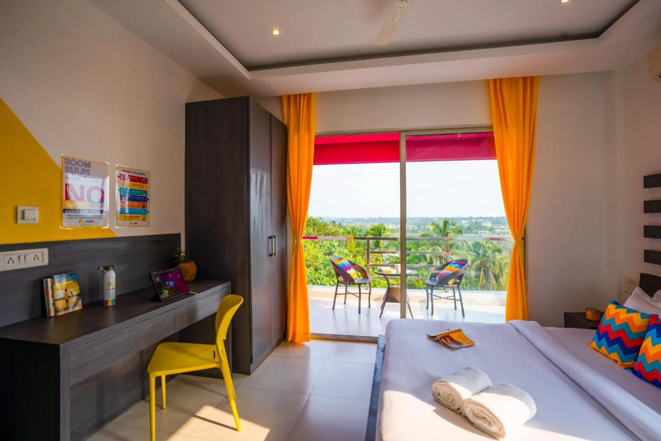 Bed in goSTOPS Goa, Baga