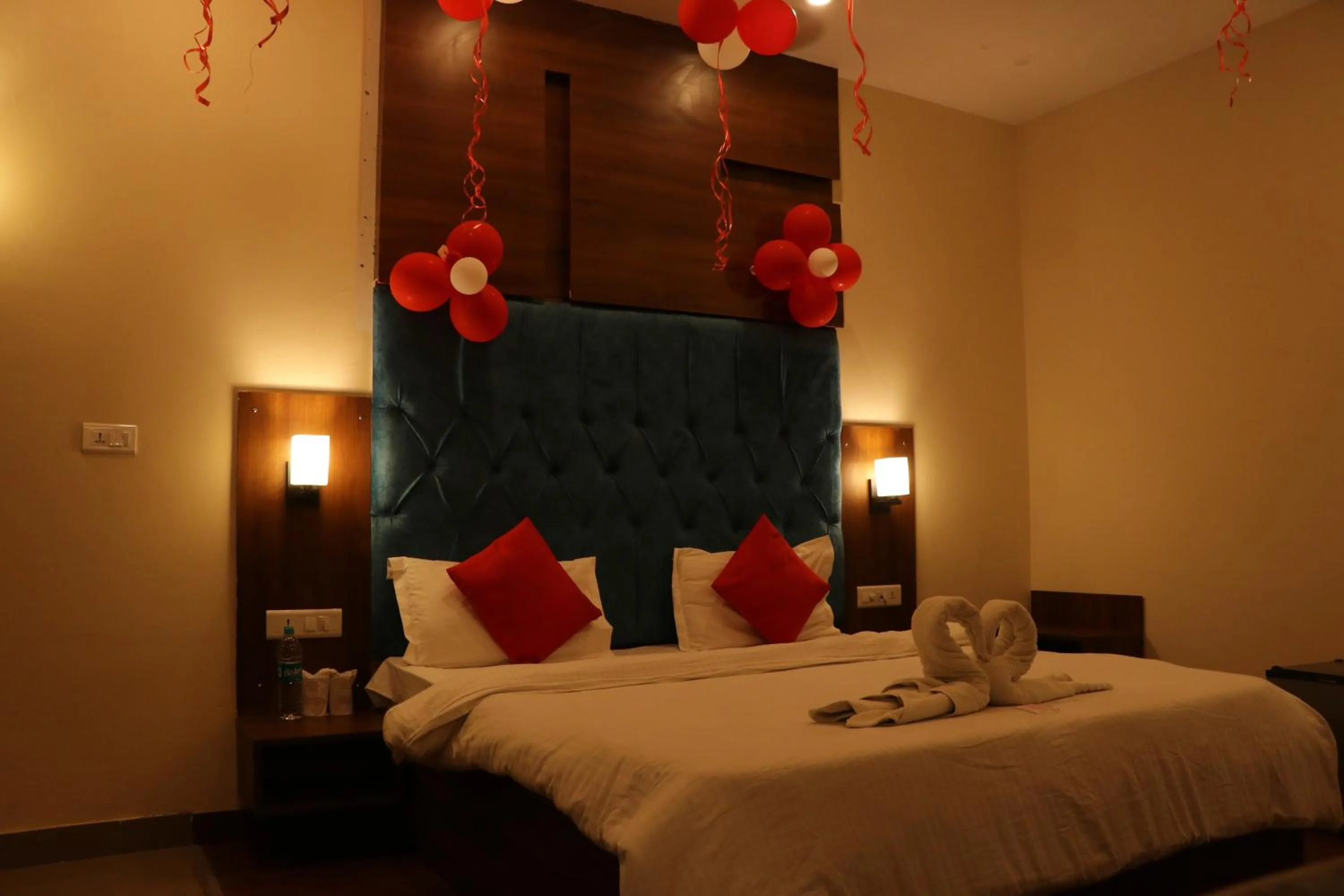 Photo of the whole room in Hotel Pushap Palace