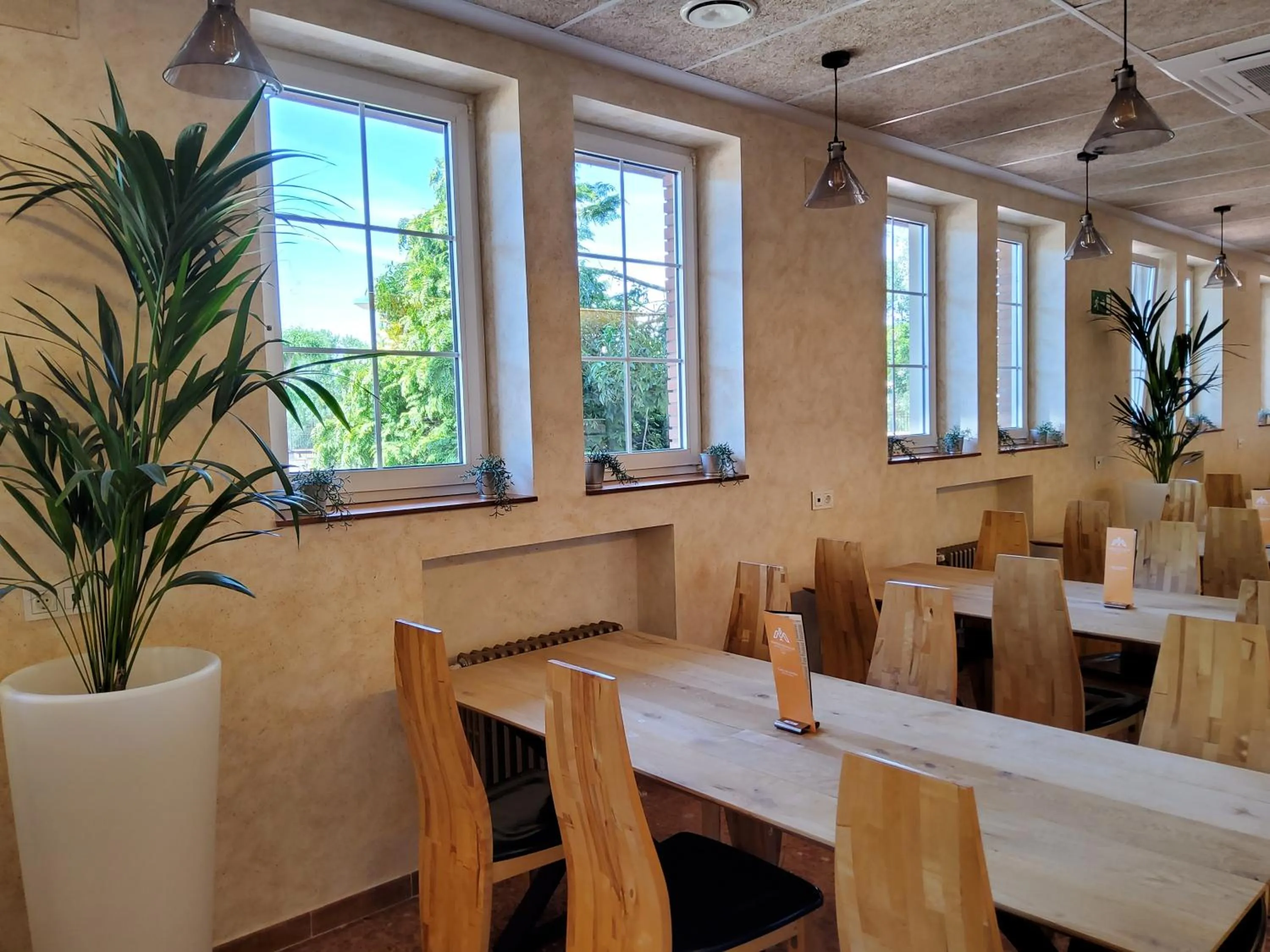 Restaurant/places to eat in Hotel Marqués de Aguilar