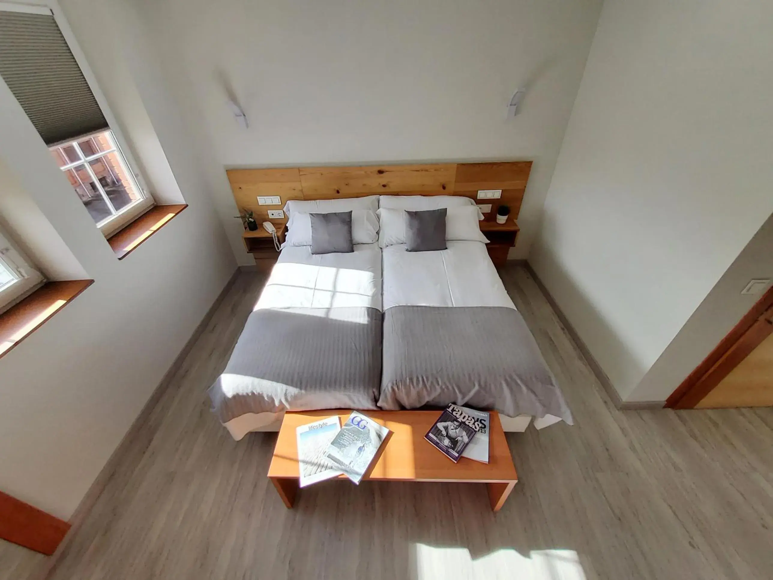 Twin Room - single occupancy in Hotel Marqués de Aguilar Twin Room - single occupancy in Hotel Marqués de Aguilar