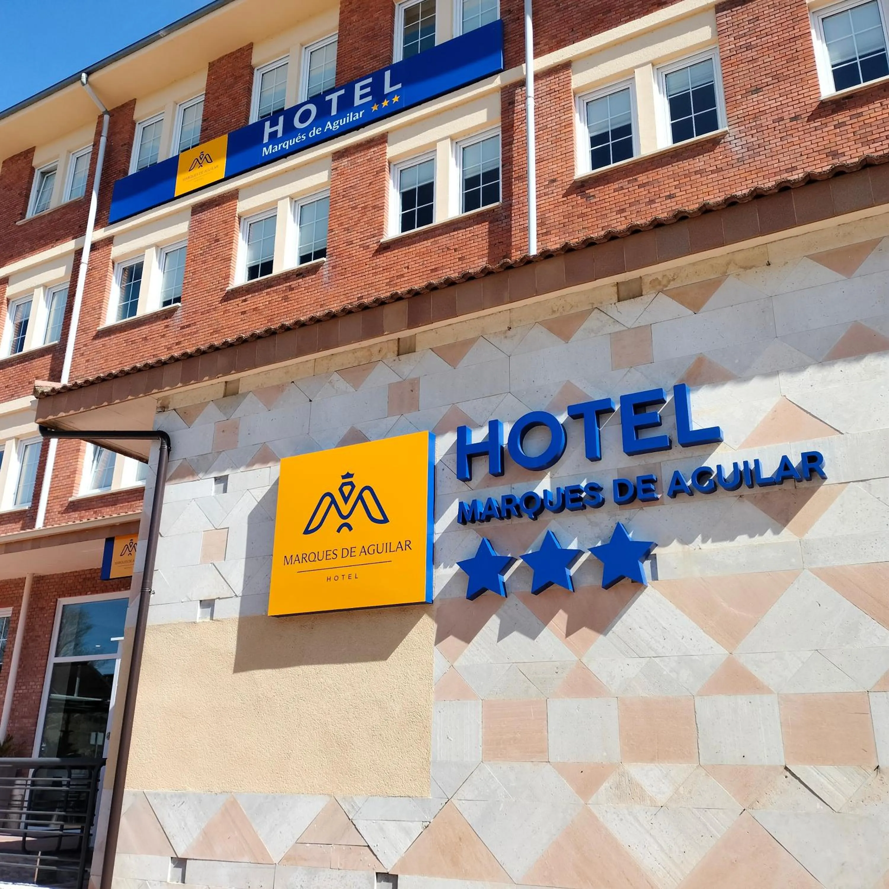 Property building in Hotel Marqués de Aguilar