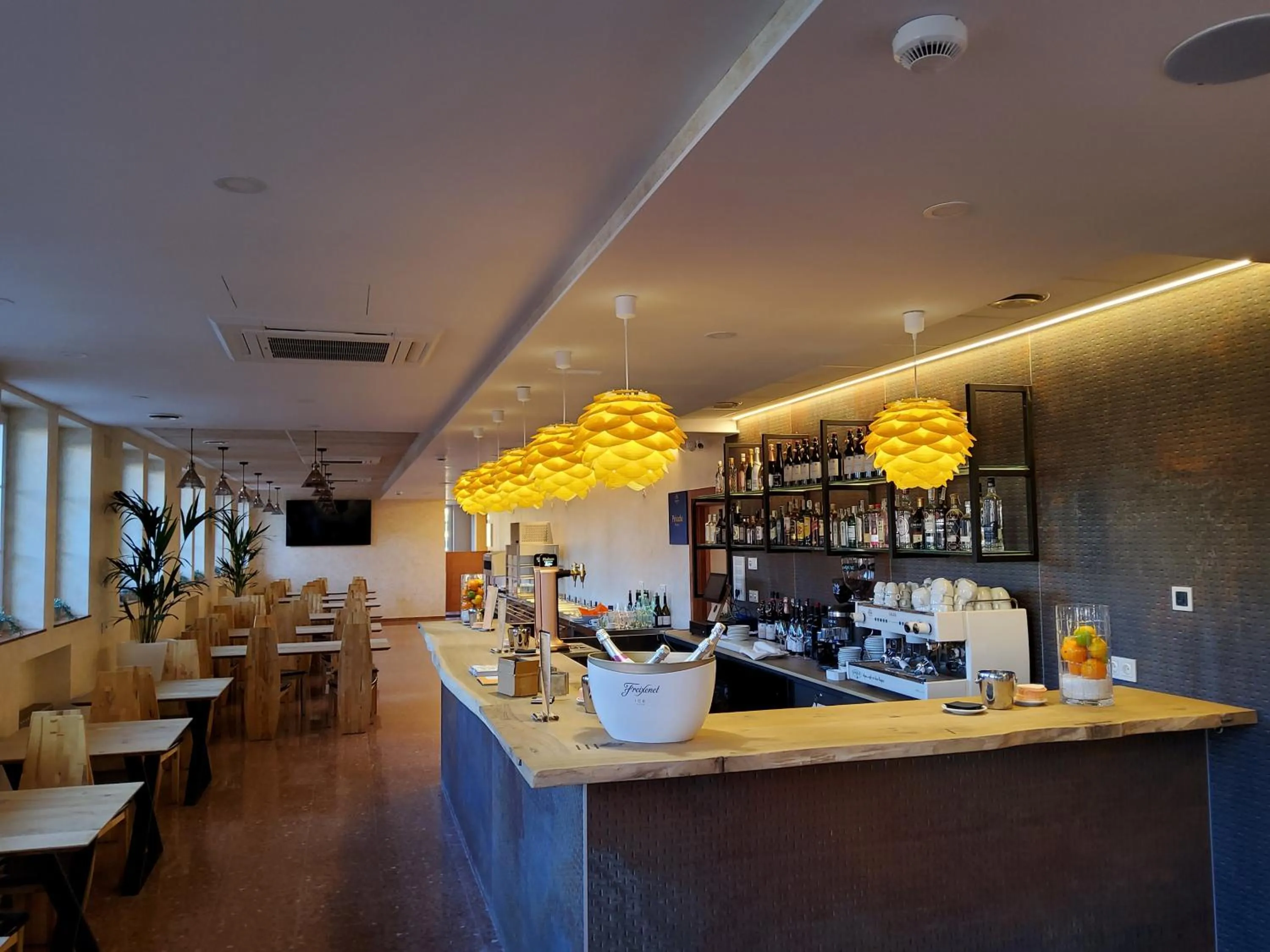 Restaurant/places to eat in Hotel Marqués de Aguilar