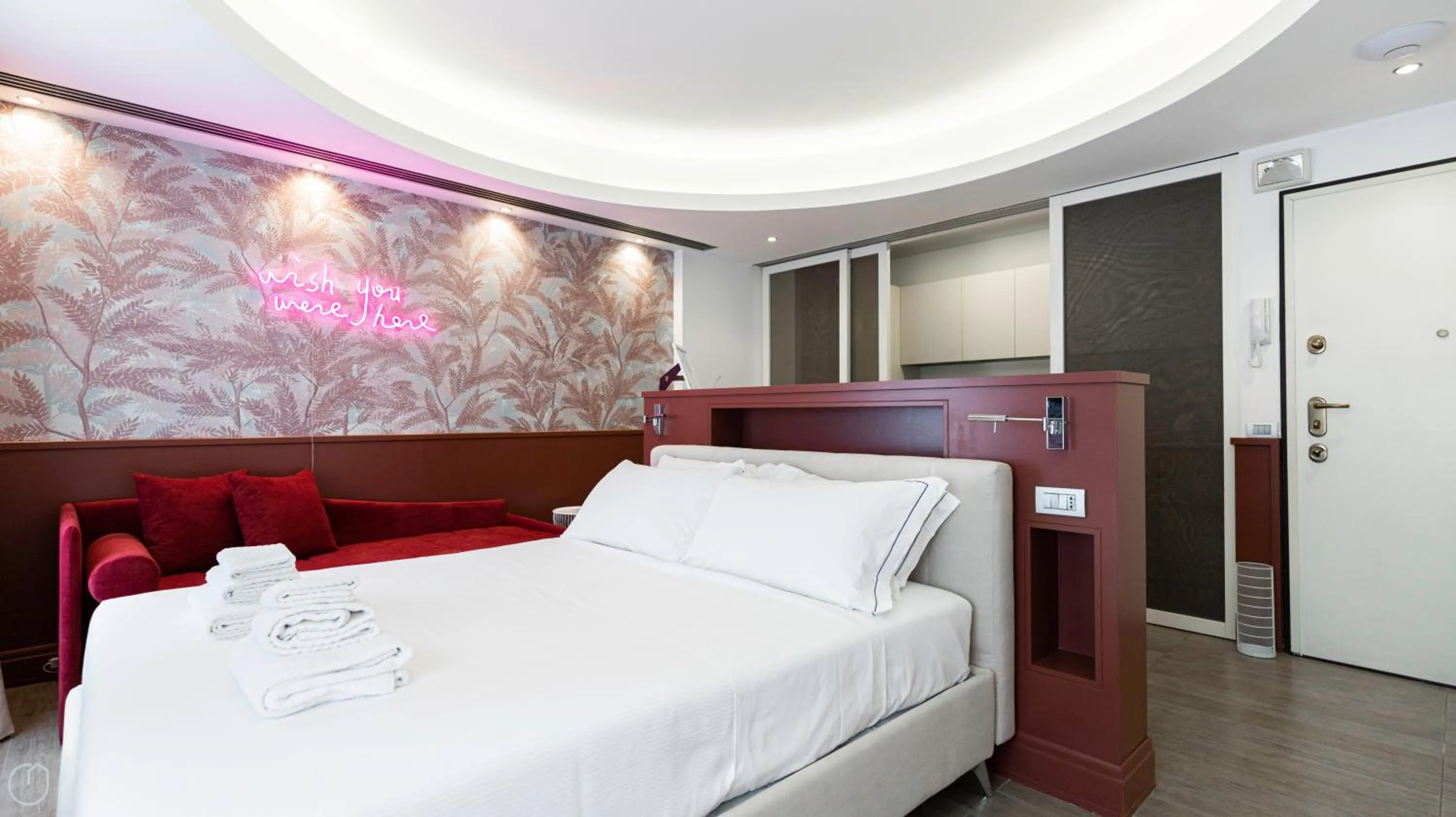 Bed in Italianway Collection - Corso Venezia 7