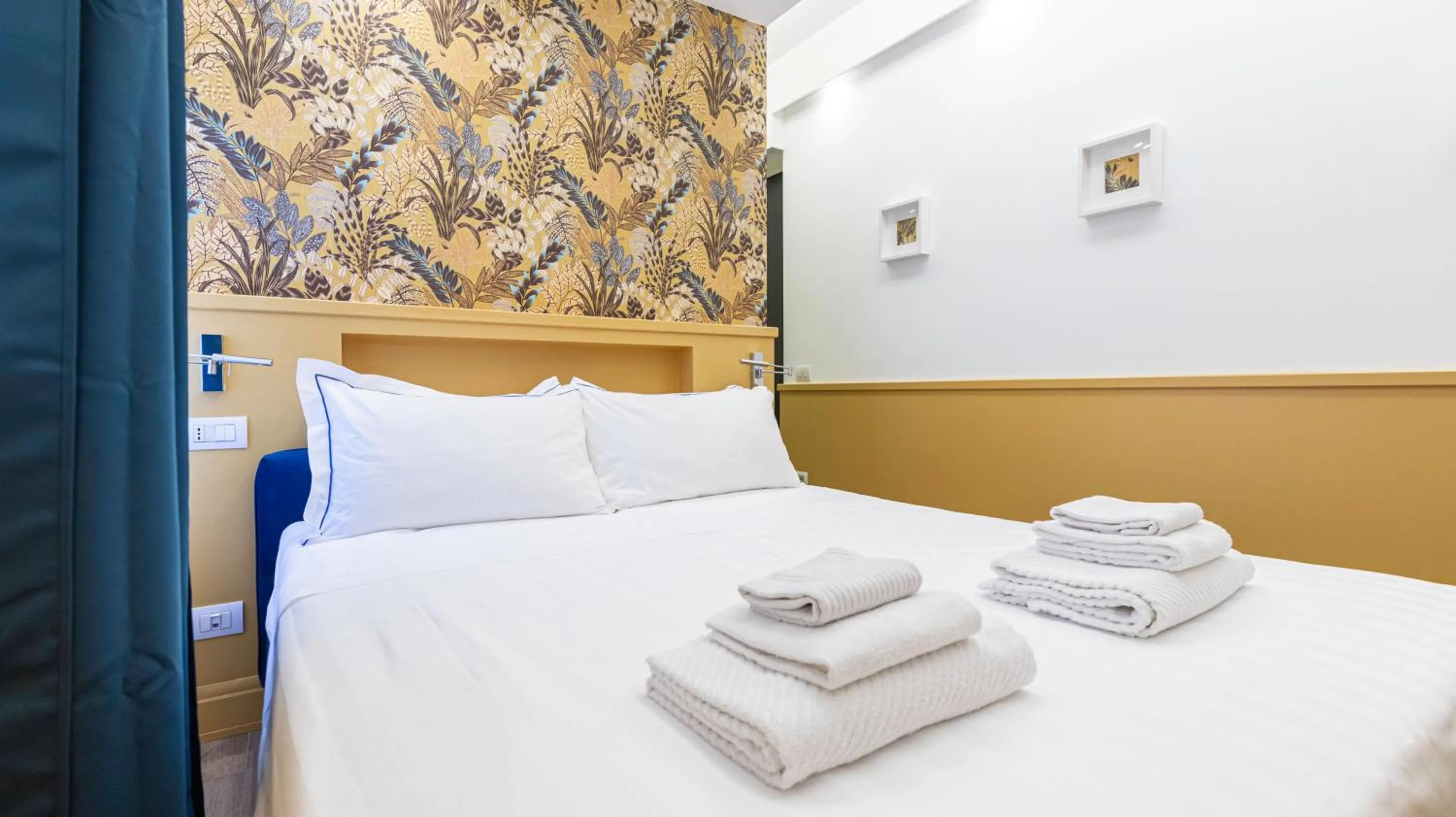 Bed in Italianway Collection - Corso Venezia 7