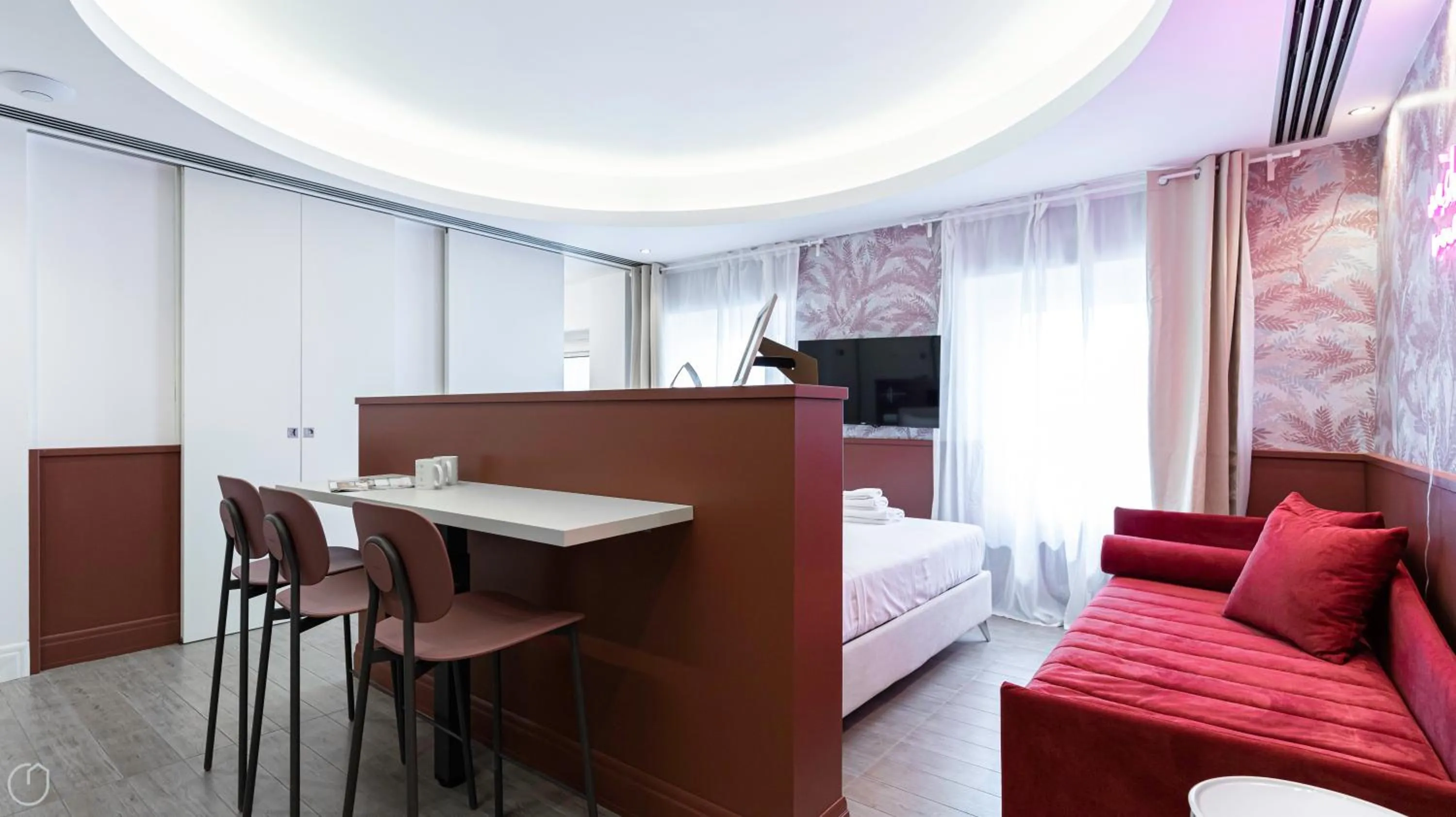 Bed in Italianway Collection - Corso Venezia 7