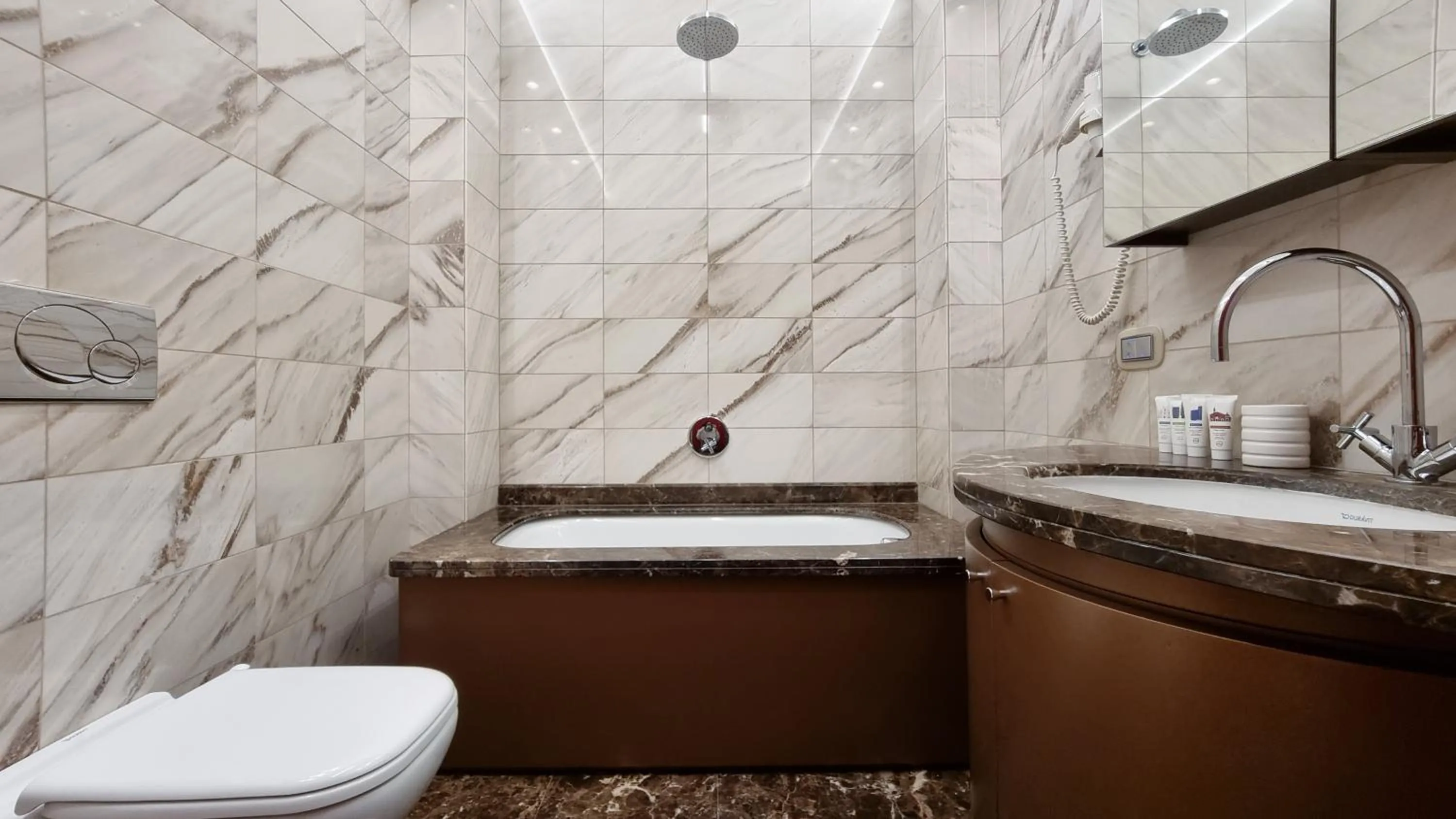 Italianway Collection - Corso Venezia 7