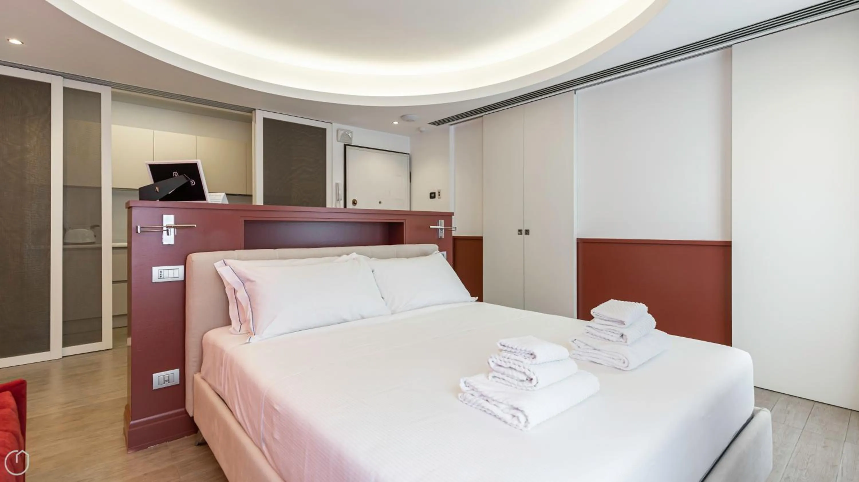 Bed in Italianway Collection - Corso Venezia 7