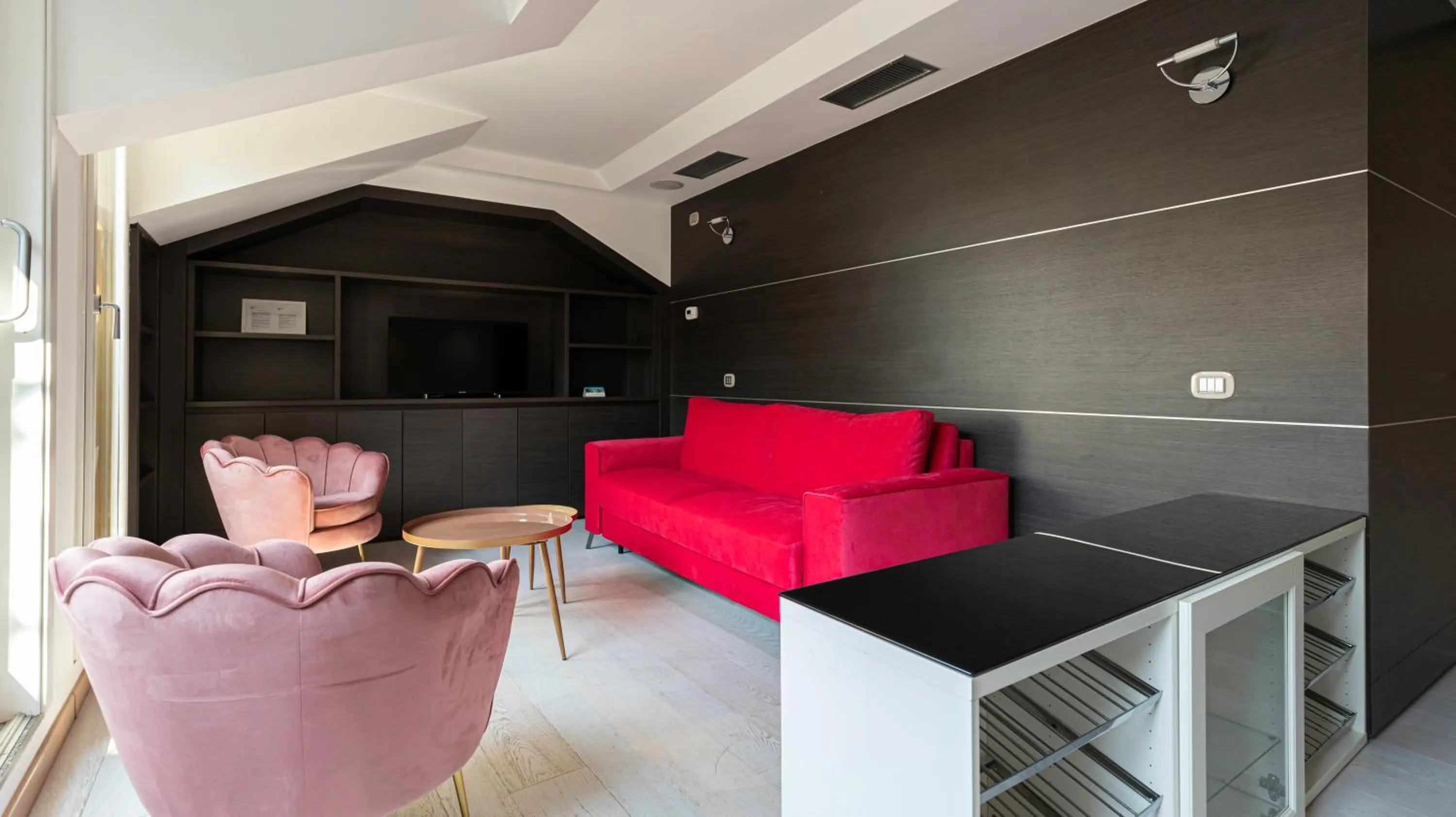 Italianway Collection - Corso Venezia 7