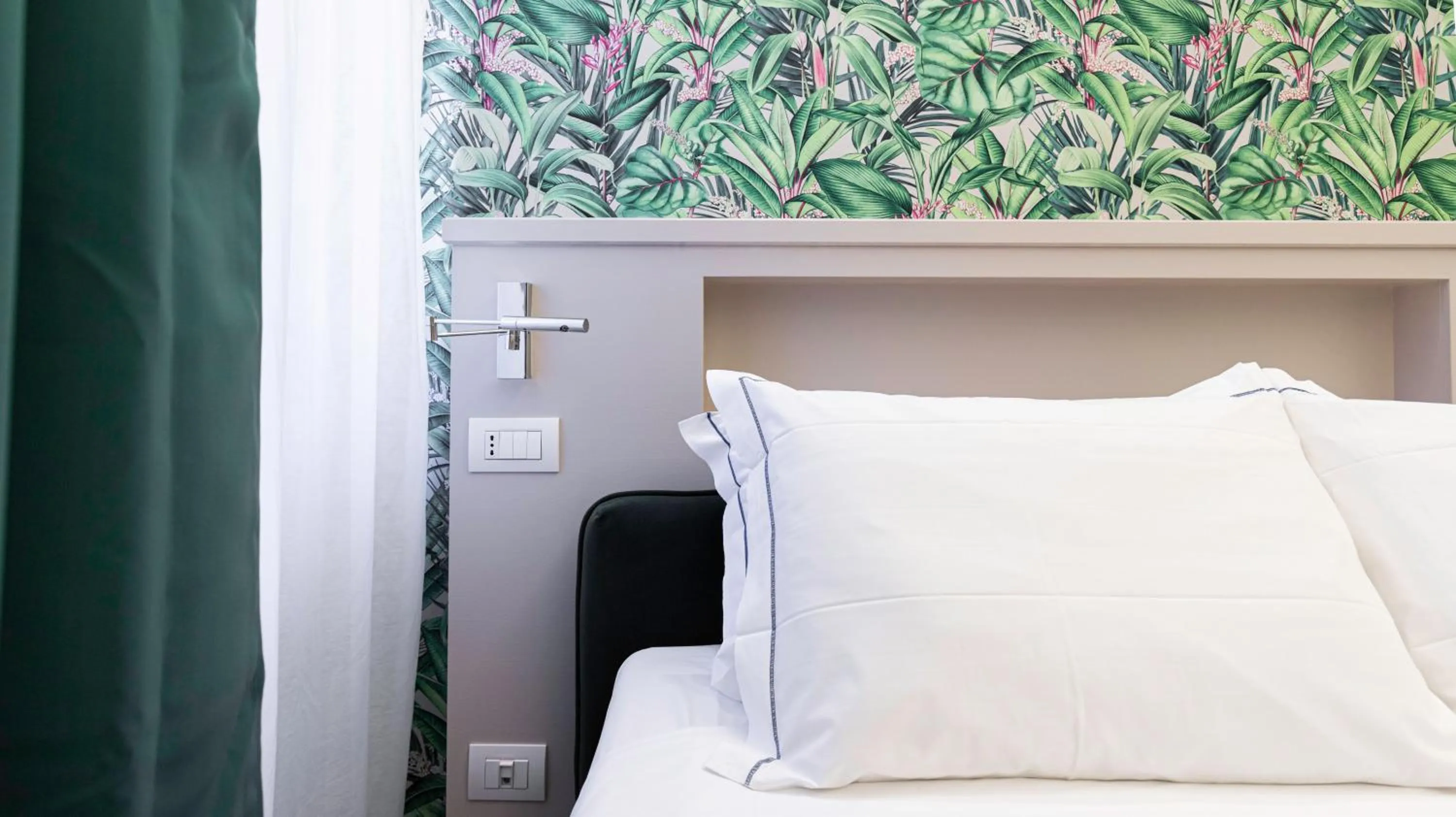 Bed in Italianway Collection - Corso Venezia 7