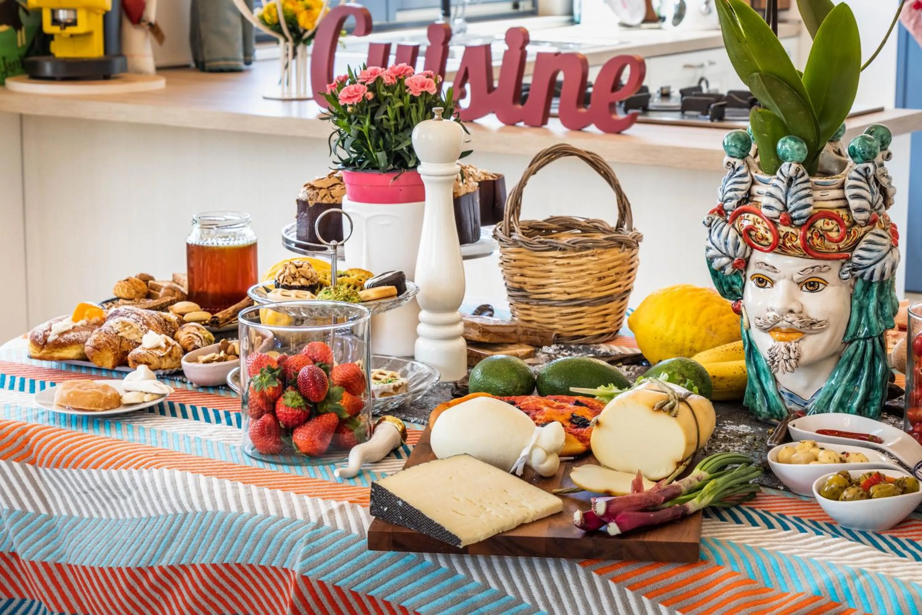 Buffet breakfast in MichaEl garden