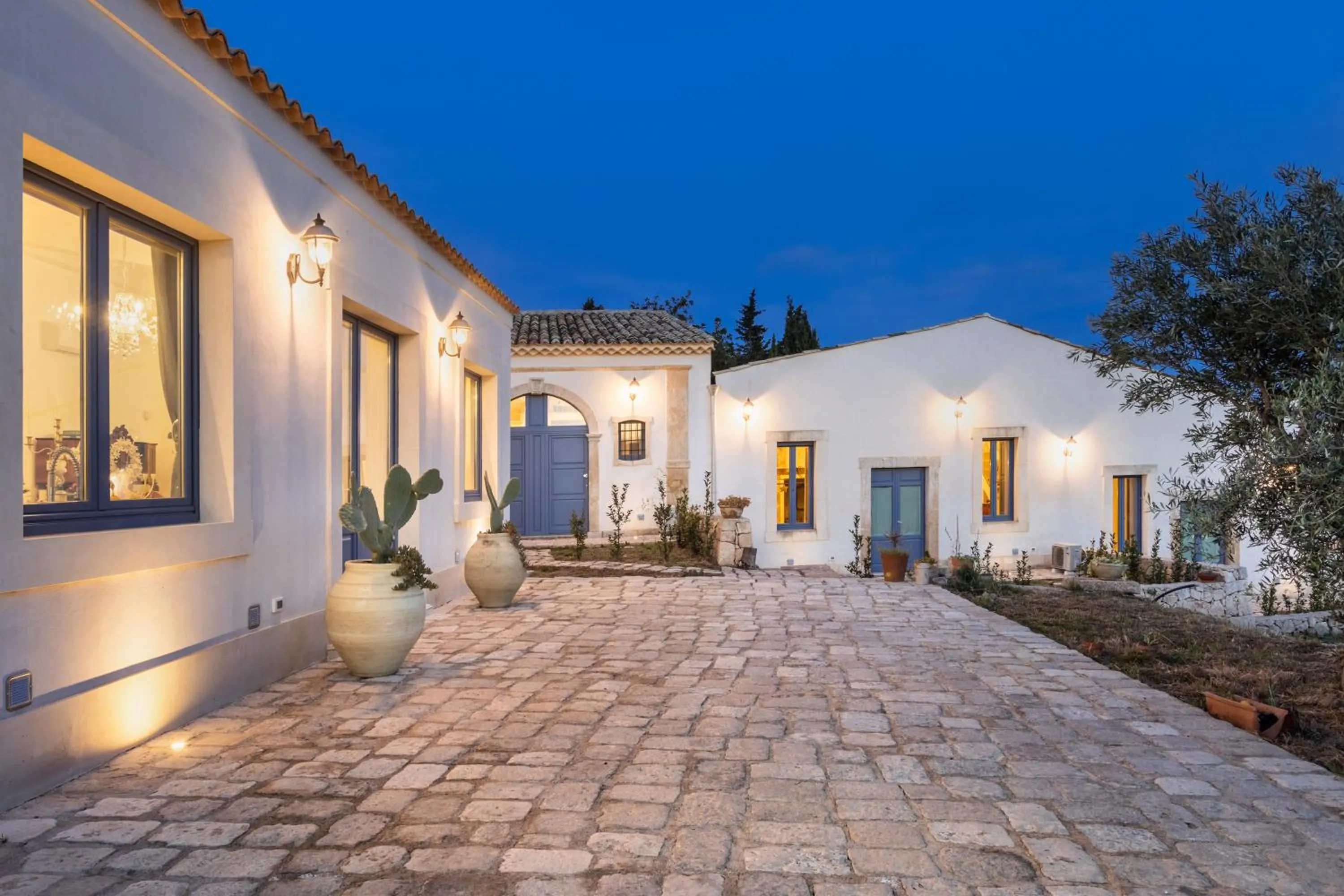 Property building in MichaEl garden