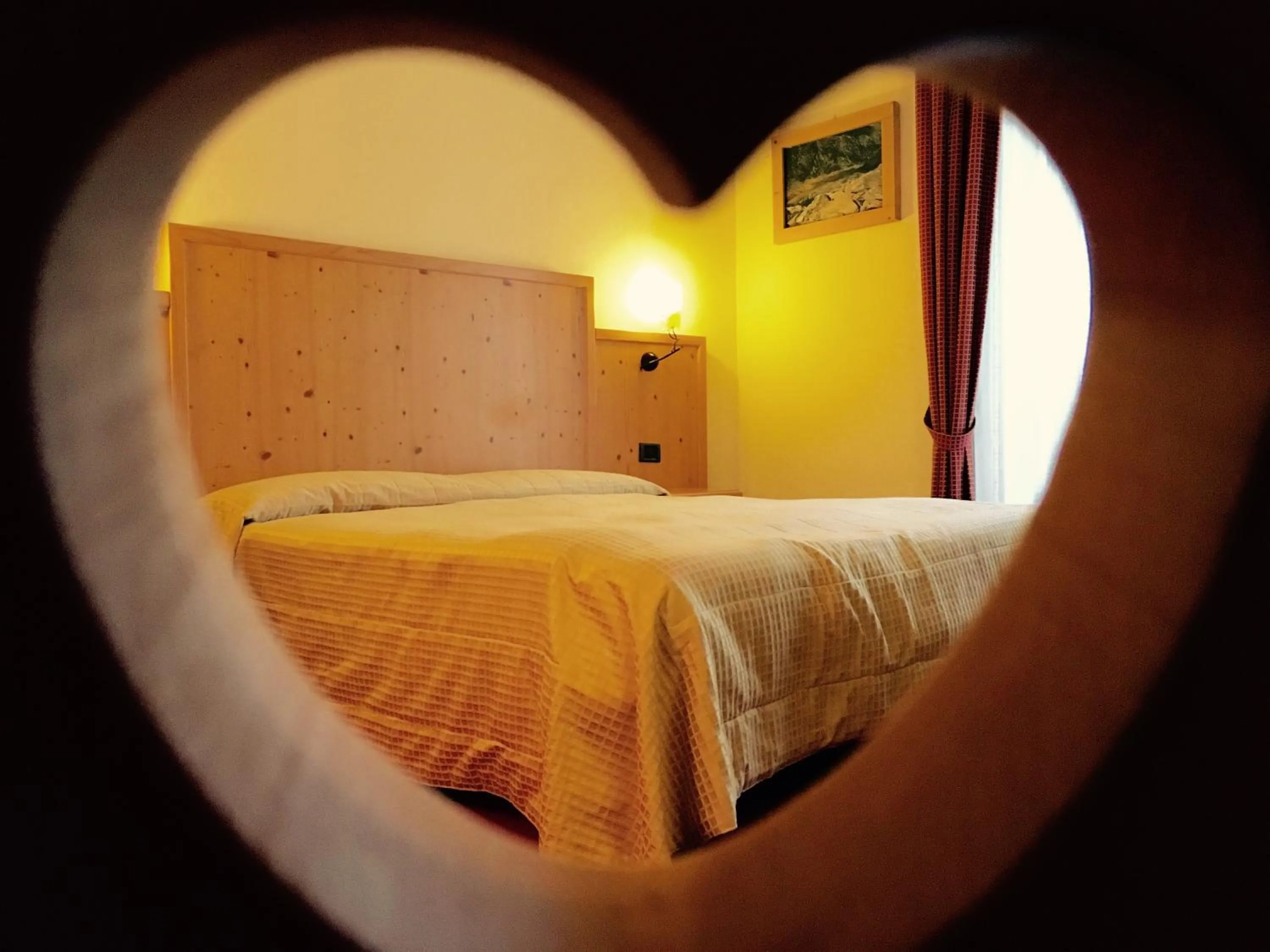 Bed in Hotel Ristorante Miramonti