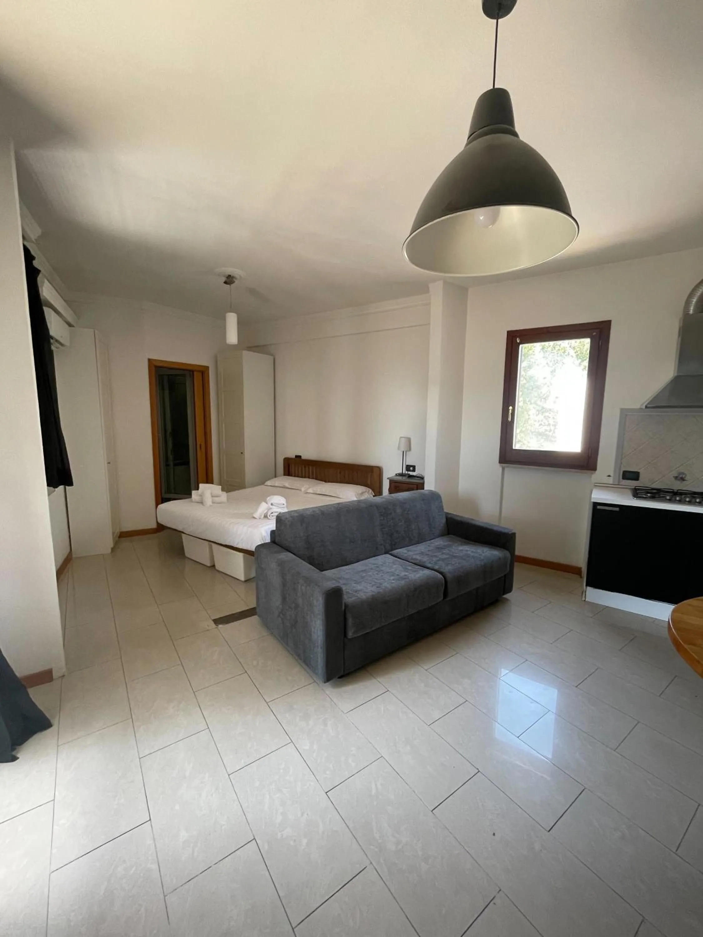 Photo of the whole room, Bed in Flatinrome Residence Fiera