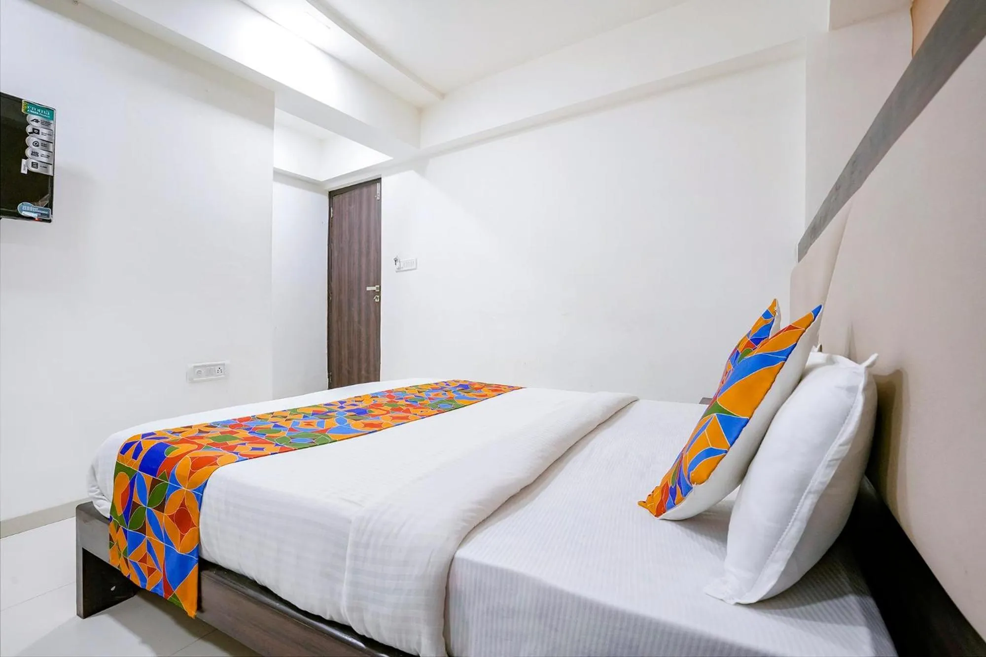 Bed in FabHotel Kamran Residency - Nr LBS Marg