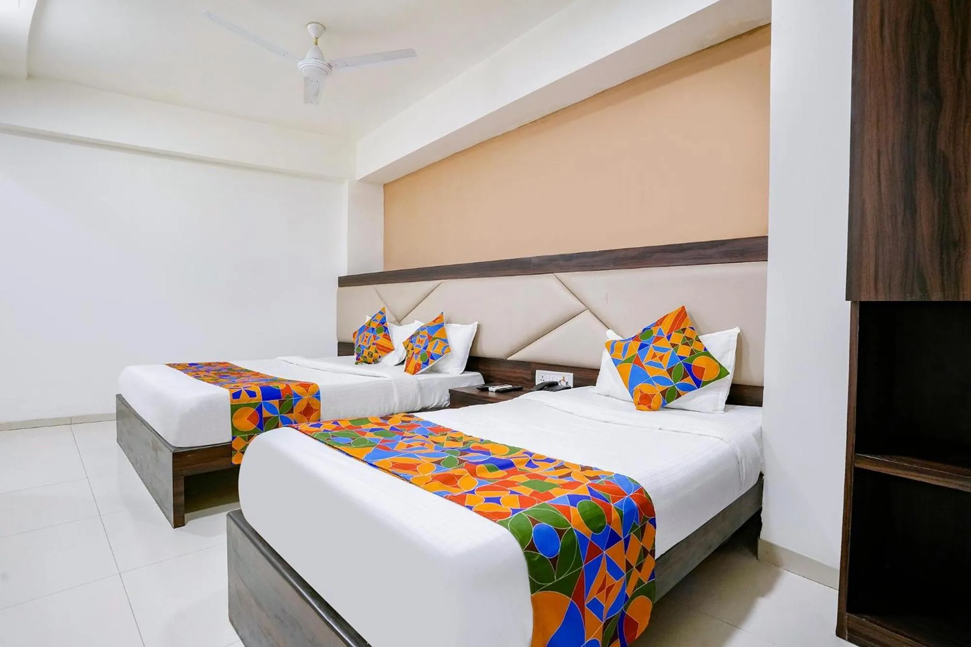 Bed in FabHotel Kamran Residency - Nr LBS Marg