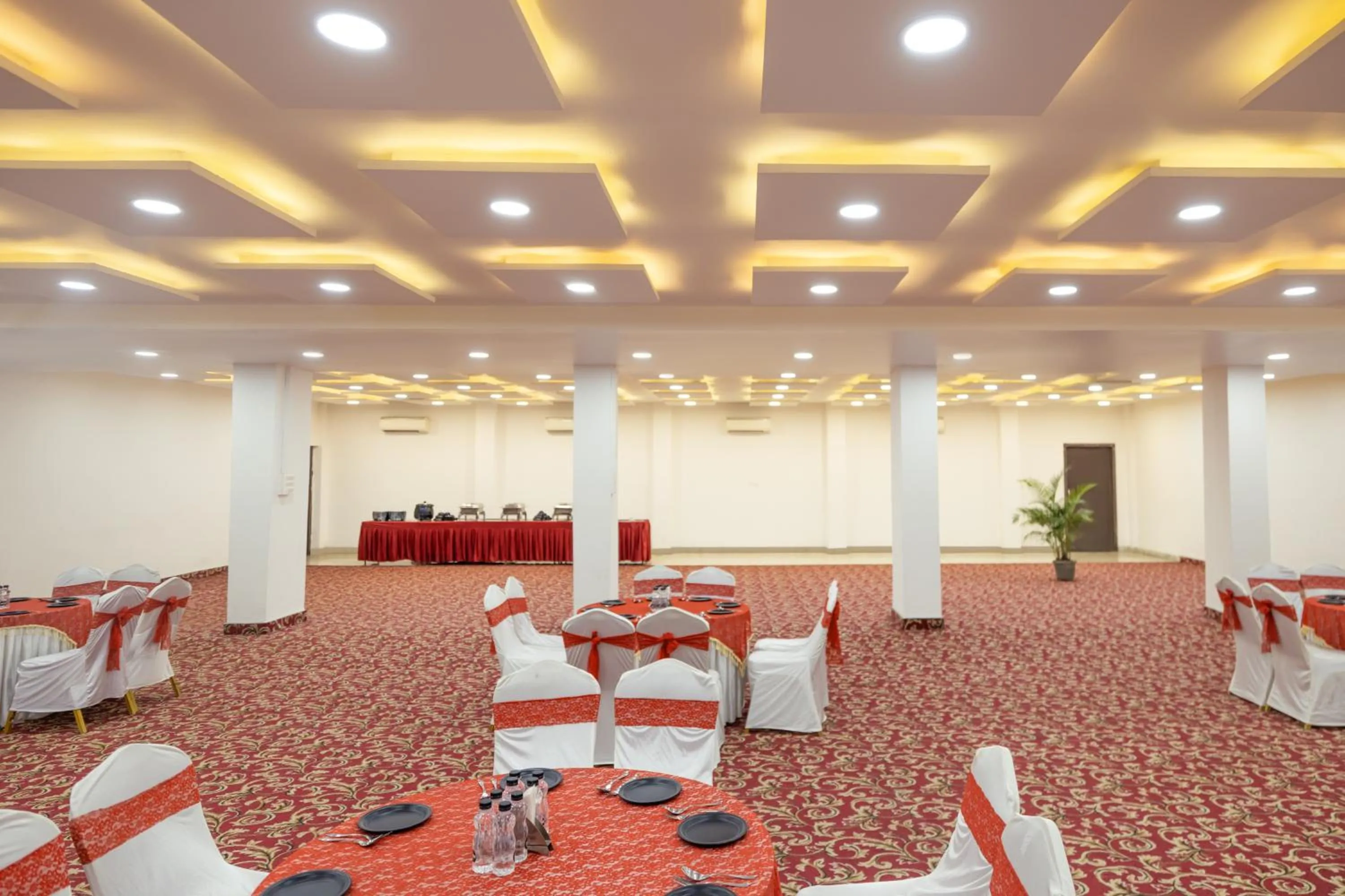 Banquet/Function facilities in Sheetal International