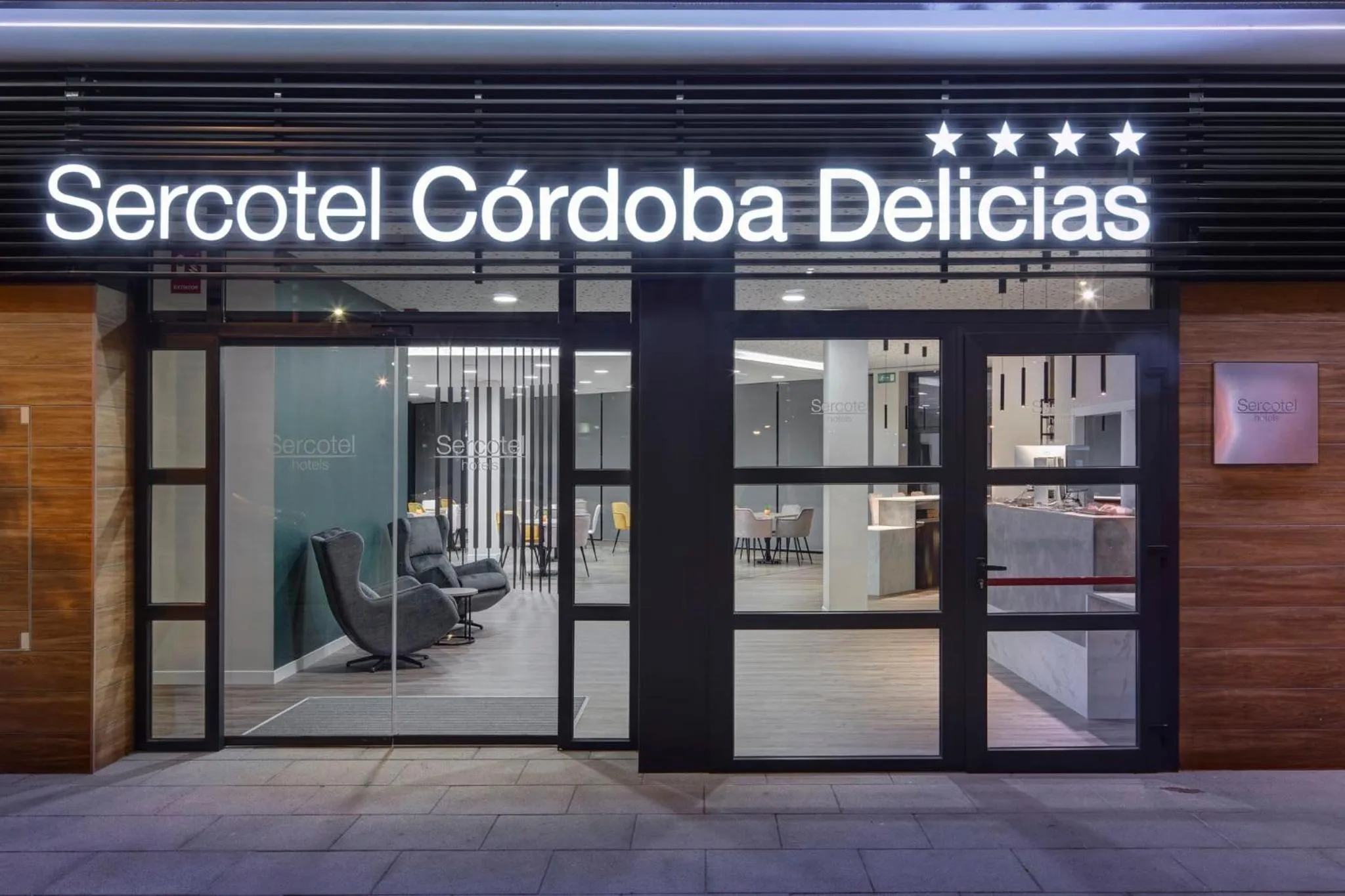 Facade/entrance in Sercotel Córdoba Delicias