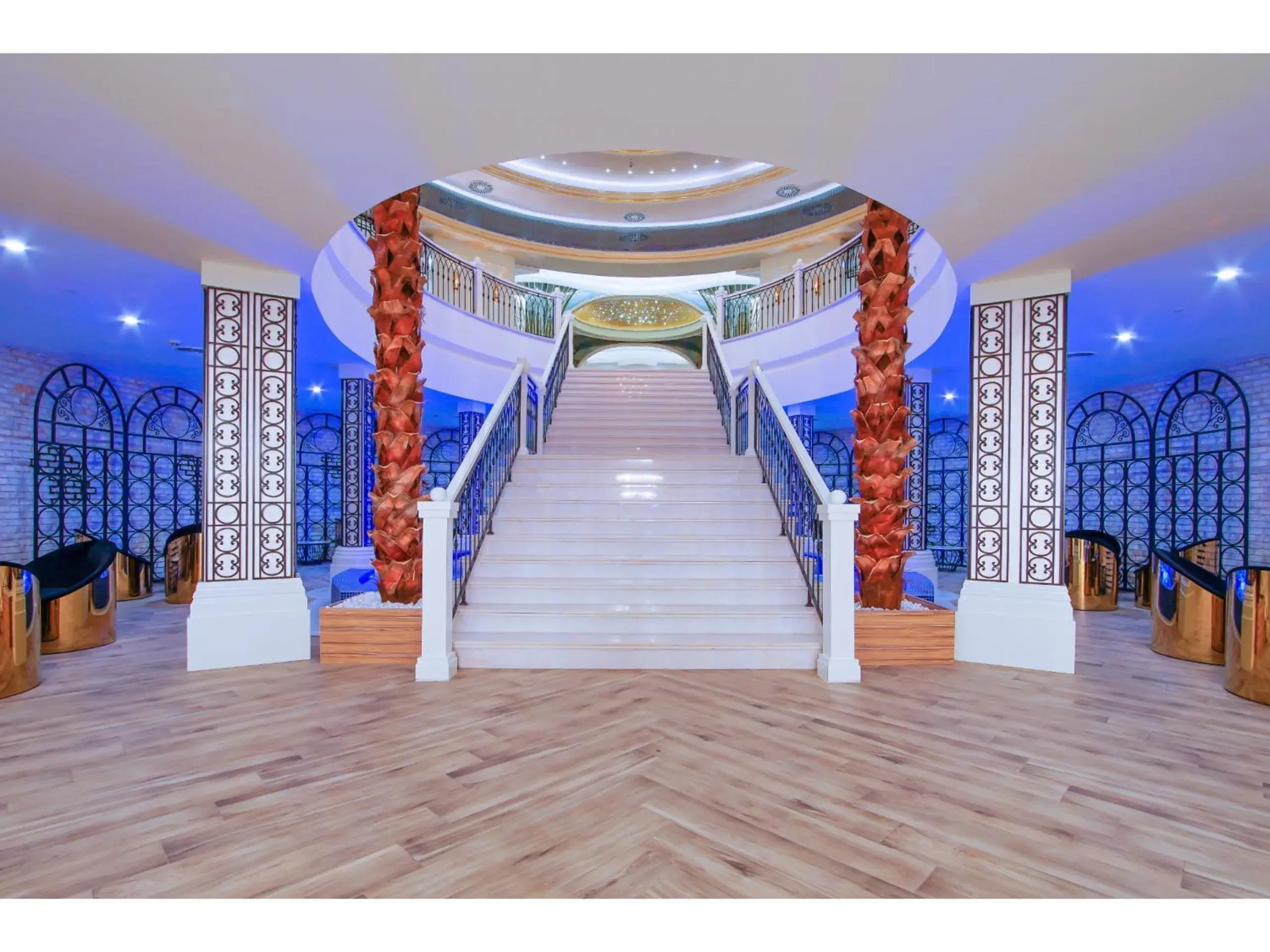 Lounge or bar in Limak Cyprus Deluxe Hotel Lounge or bar in Limak Cyprus Deluxe Hotel