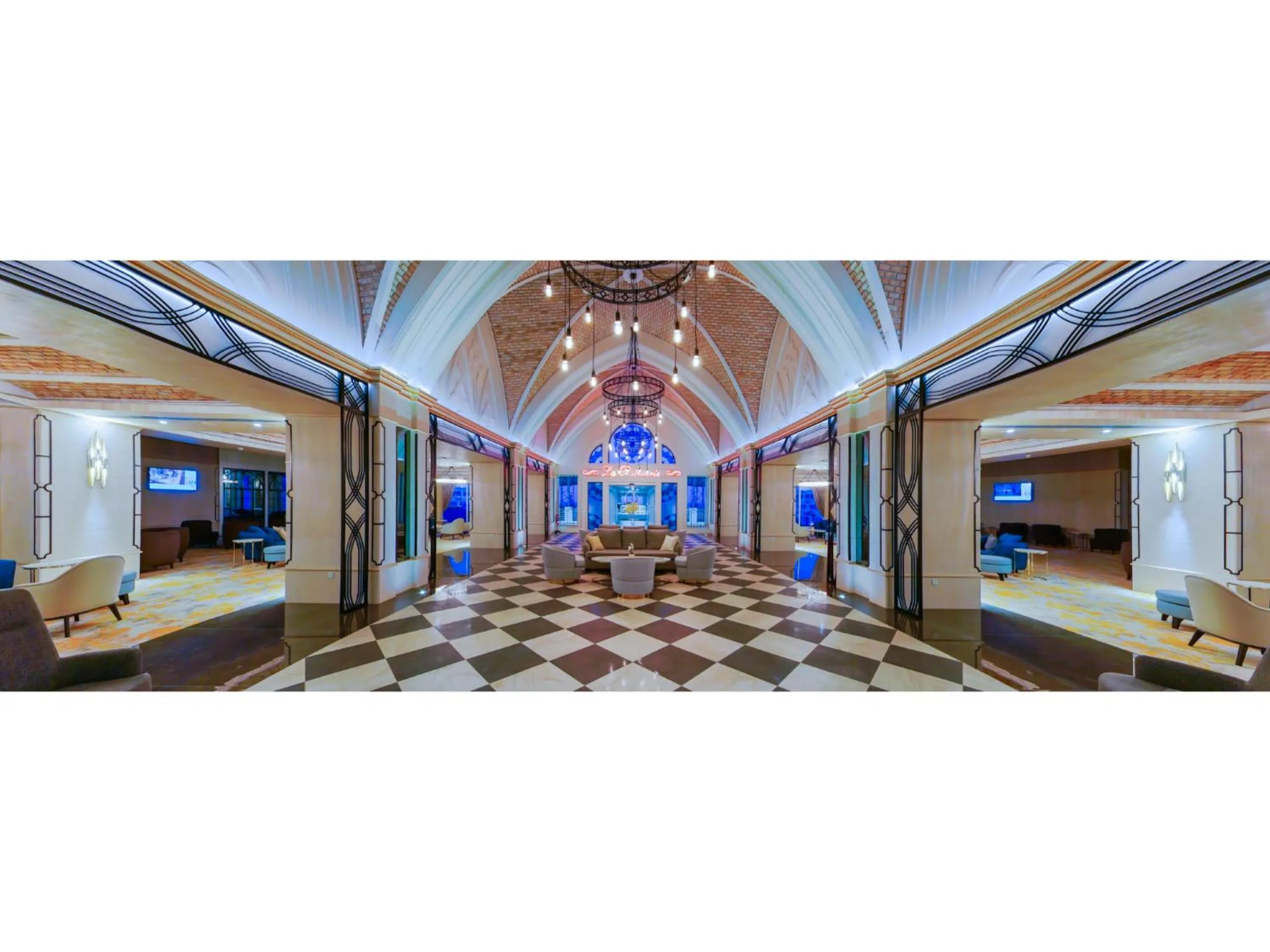 Lounge or bar in Limak Cyprus Deluxe Hotel