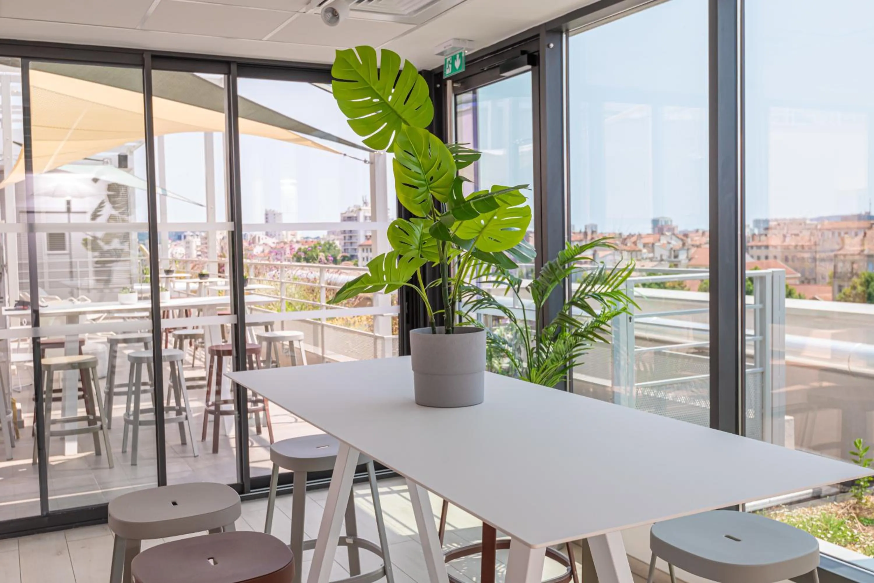 Patio in Apparthotel Privilodges Toulon Centre Gare