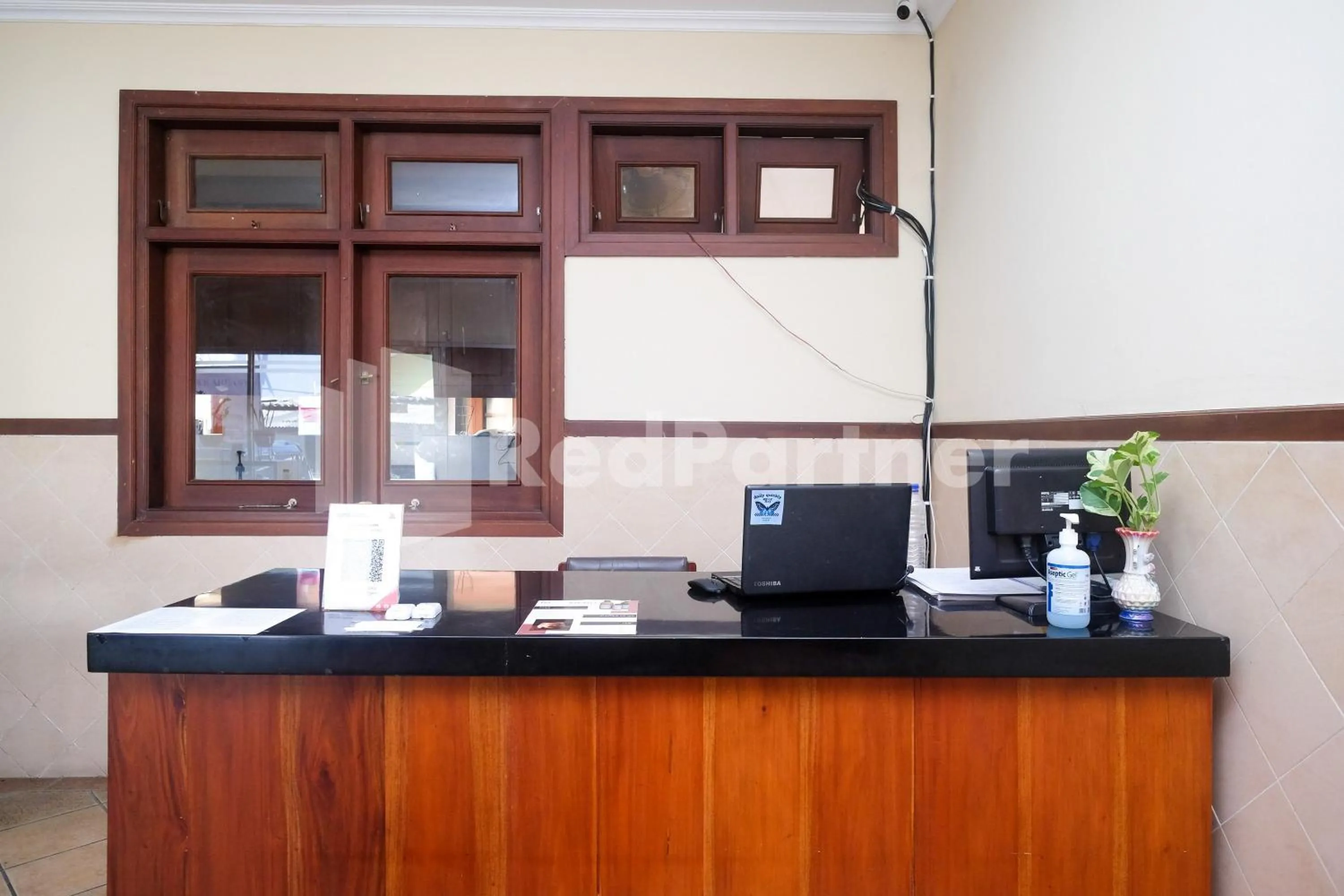 Restaurant/places to eat in Griya Fatima Mitra RedDoorz near UGM