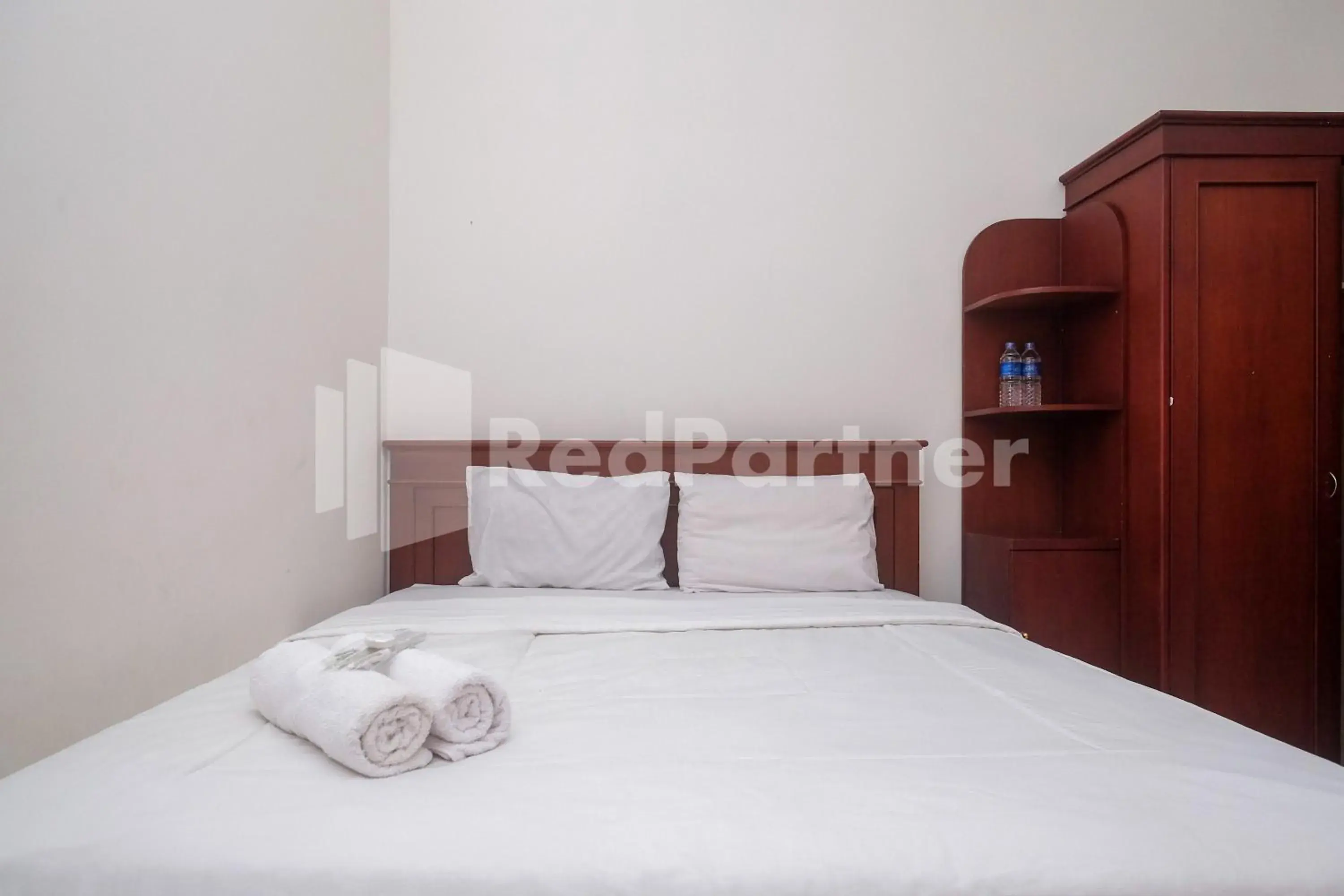 Bed in Griya Fatima Mitra RedDoorz near UGM Bed in Griya Fatima Mitra RedDoorz near UGM