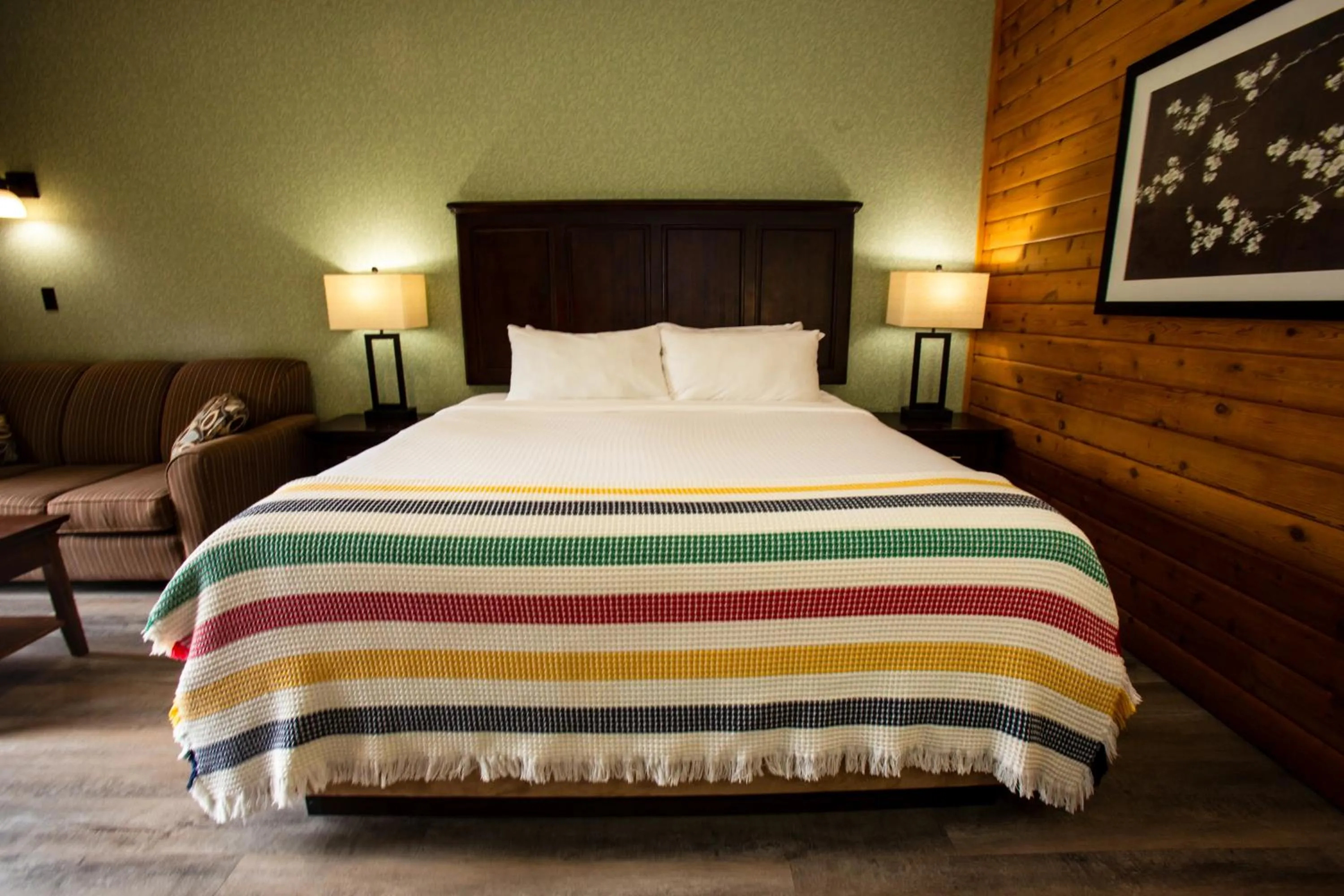 Bed in Oakwood Resort