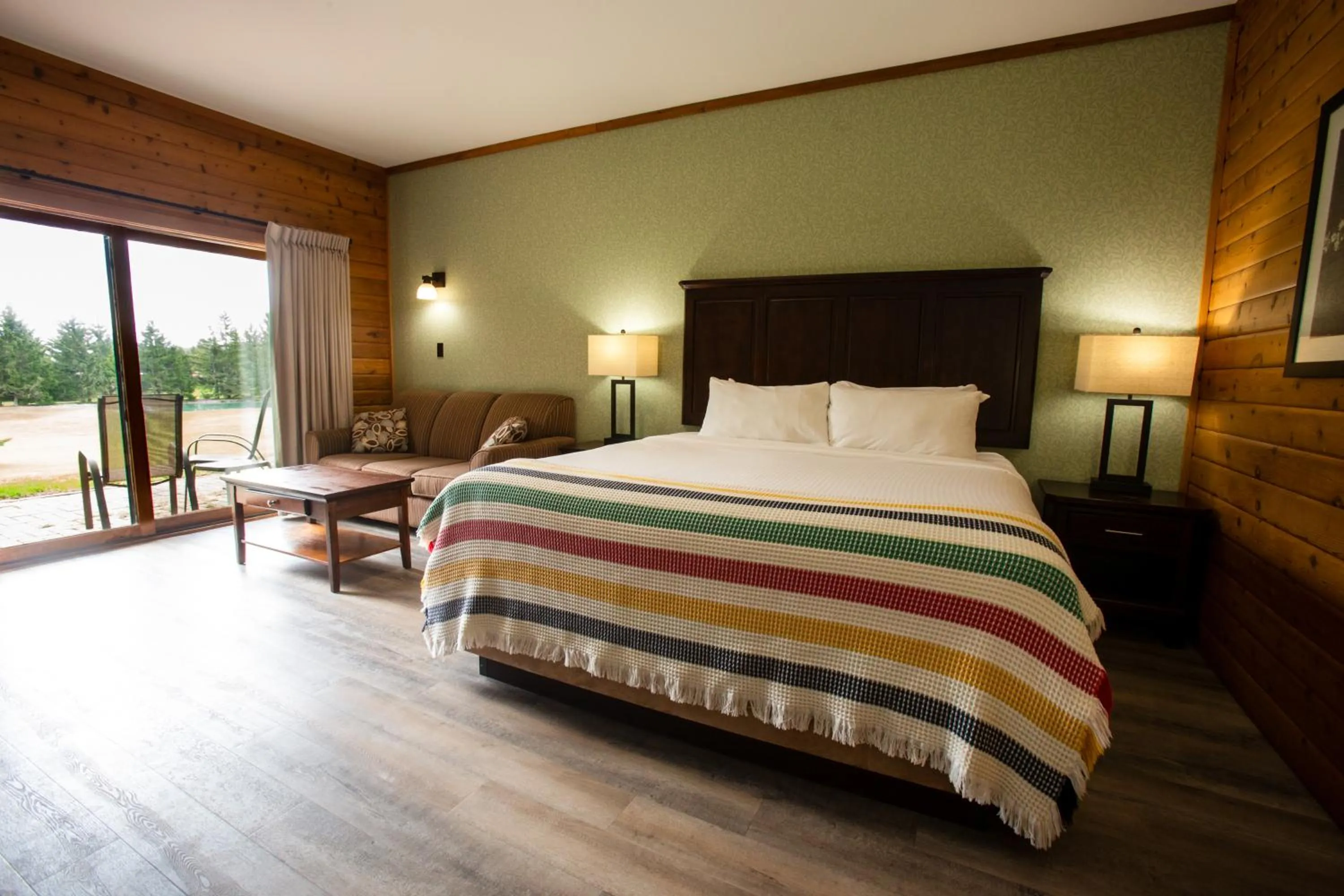 Bed in Oakwood Resort