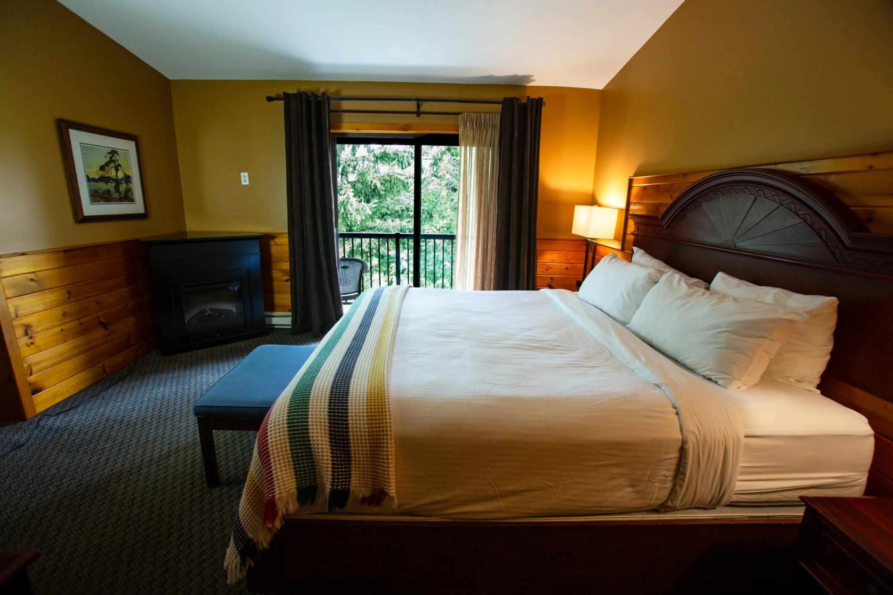 Bed in Oakwood Resort