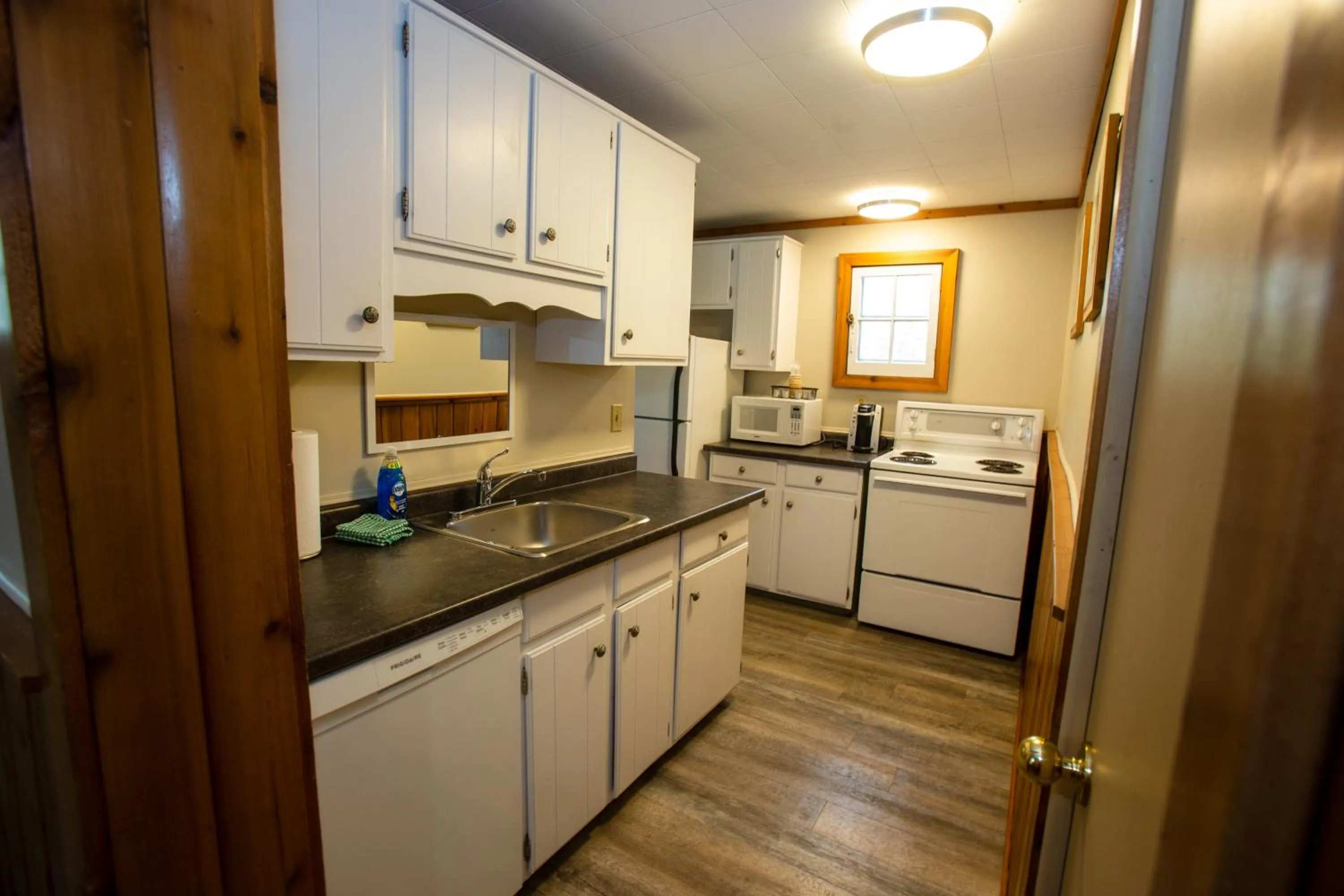 Kitchen or kitchenette in Oakwood Resort