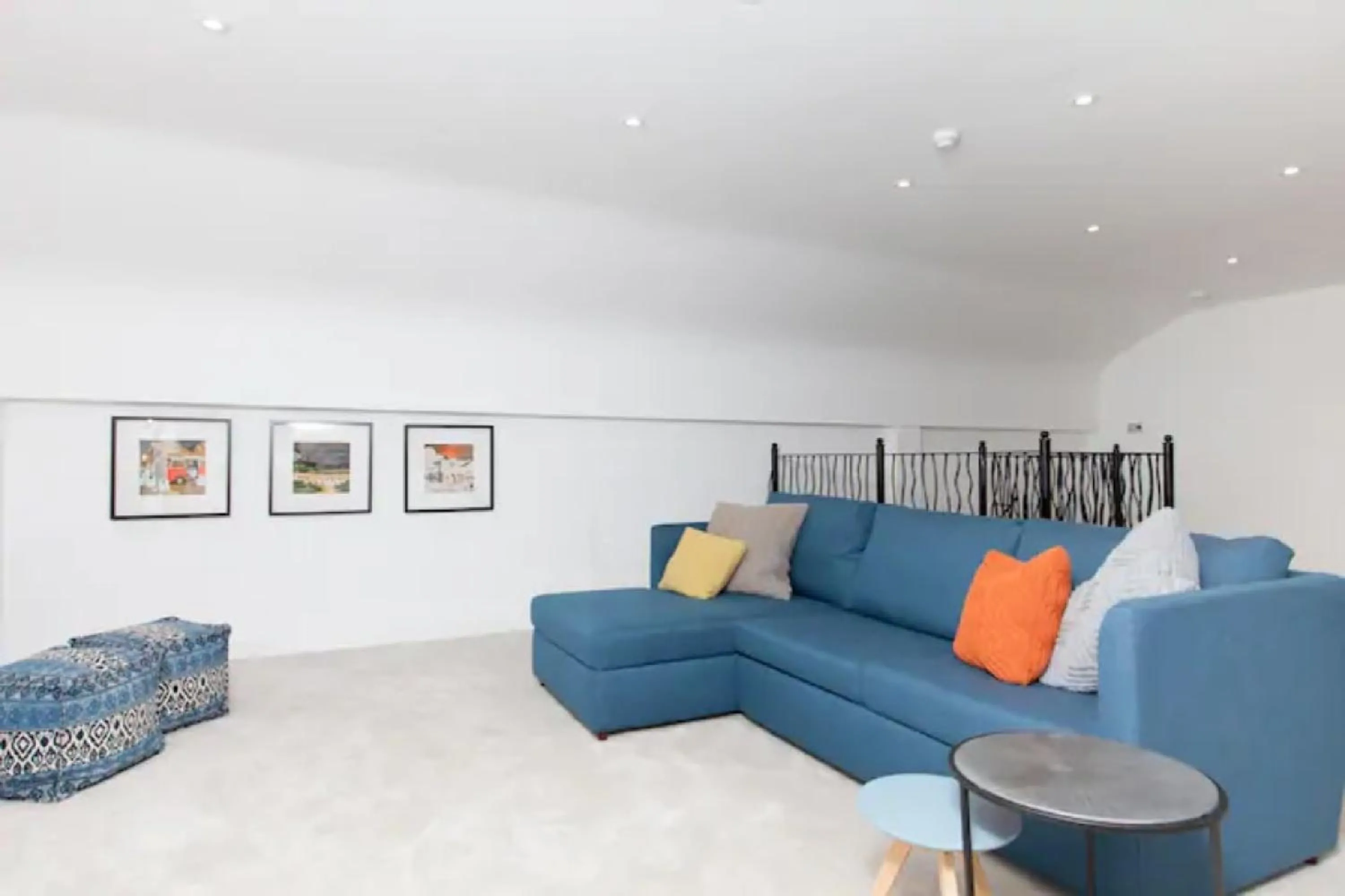 Edinburgh Deluxe Duplex with Garage