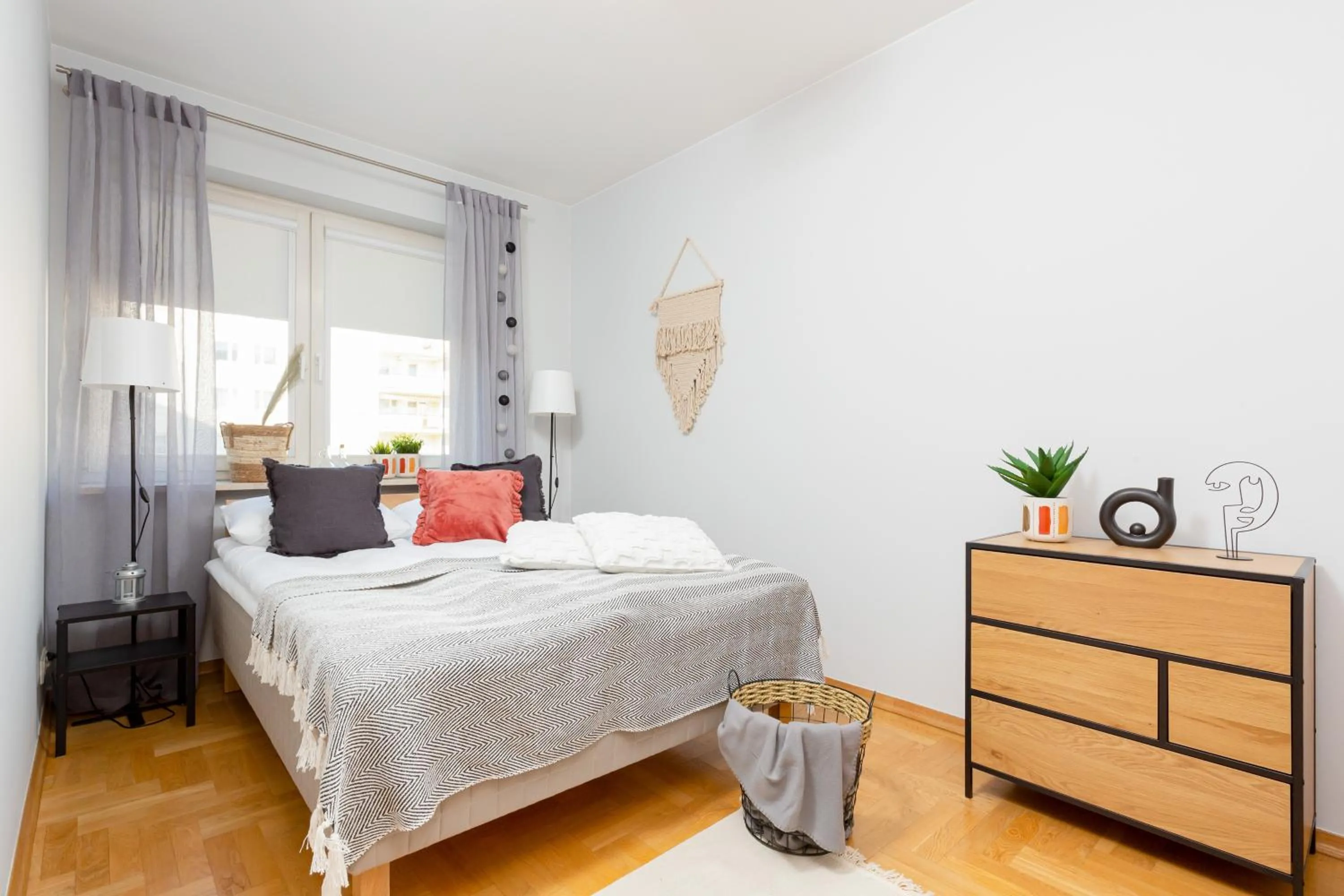 Mokotów Apartment Bluszczańska by Noclegi Renters