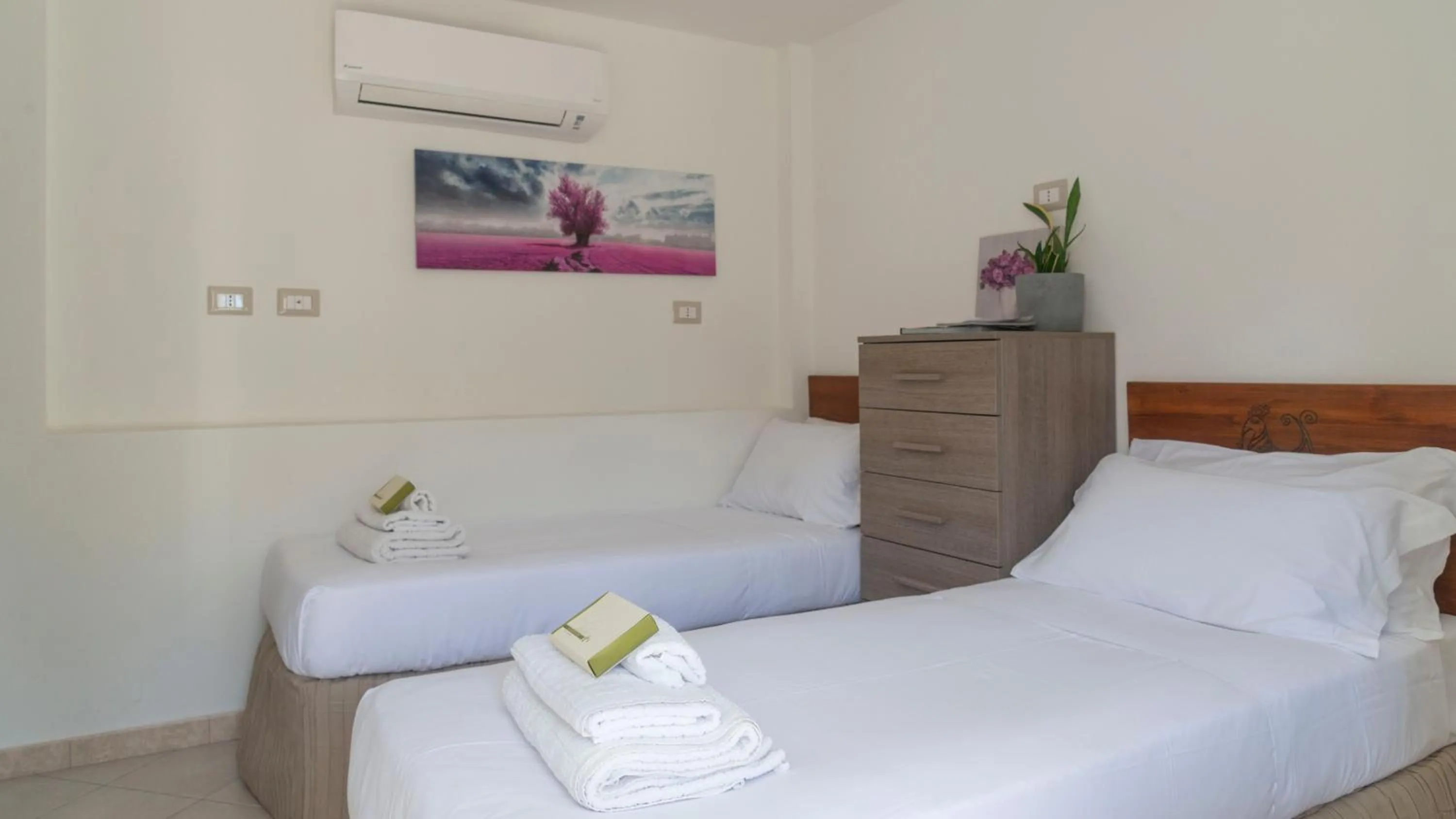 Bedroom, Bed in Casa Dei Lecci - Cala Gonone