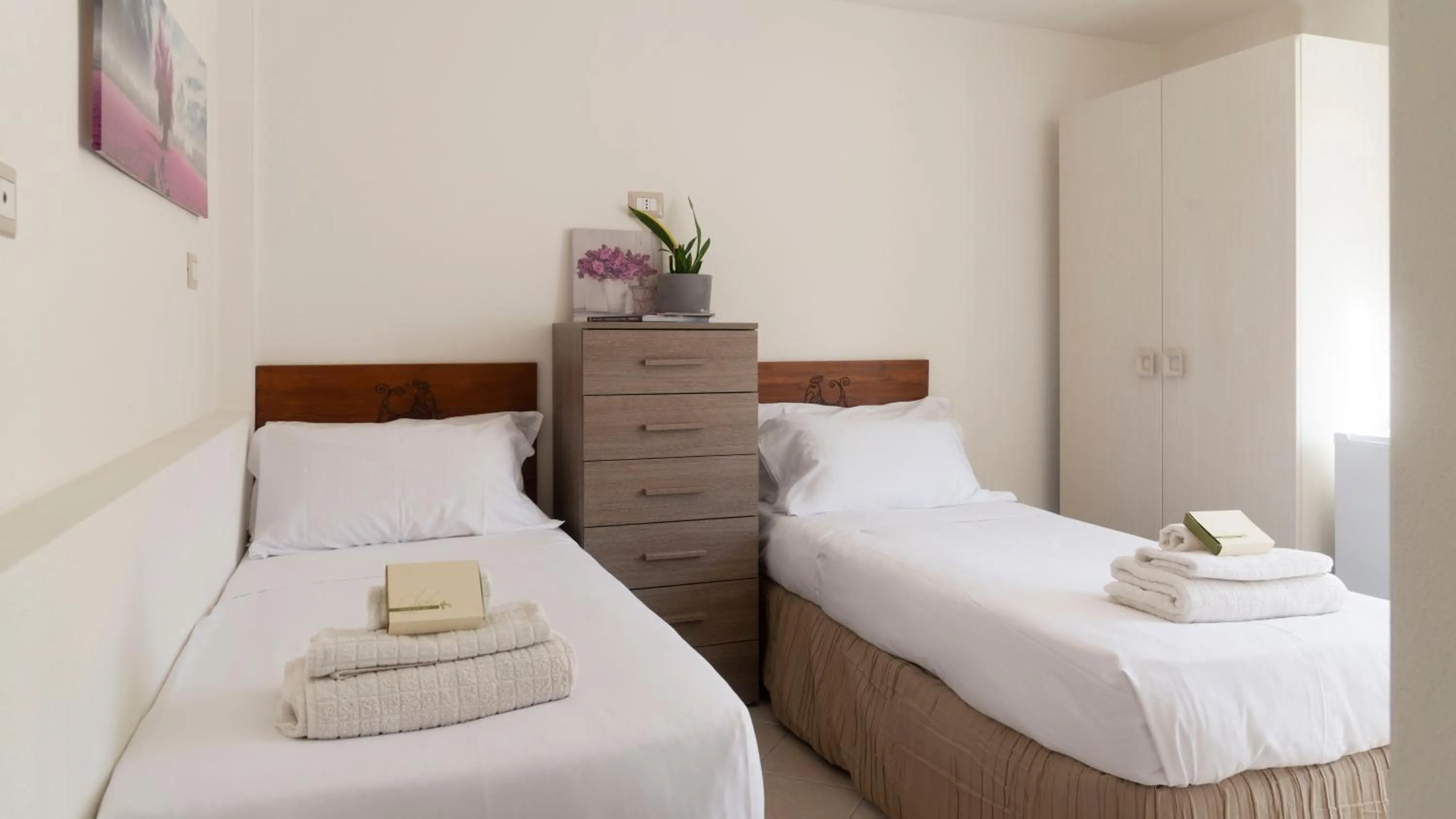 Bedroom, Bed in Casa Dei Lecci - Cala Gonone