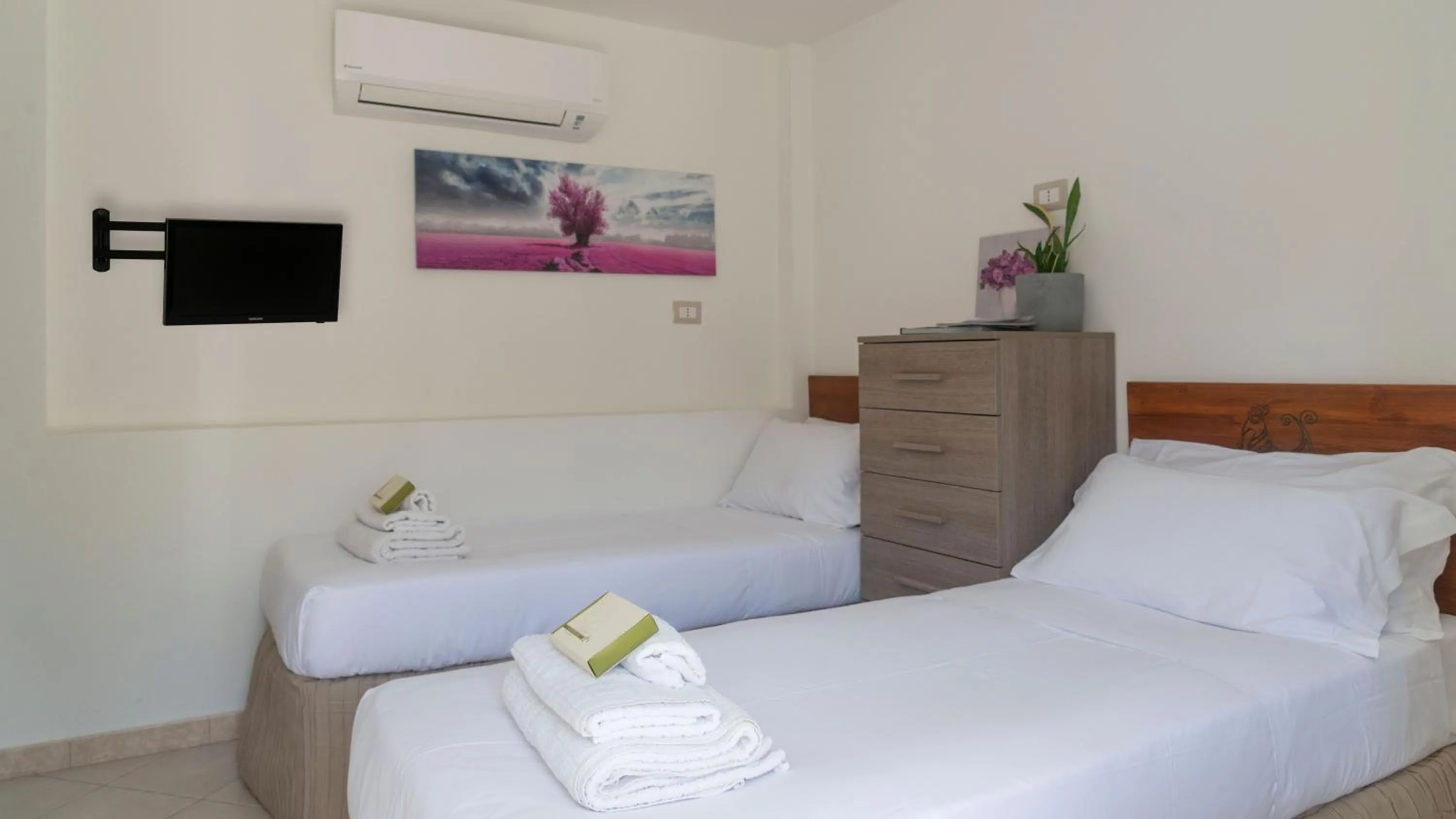Bedroom, Bed in Casa Dei Lecci - Cala Gonone
