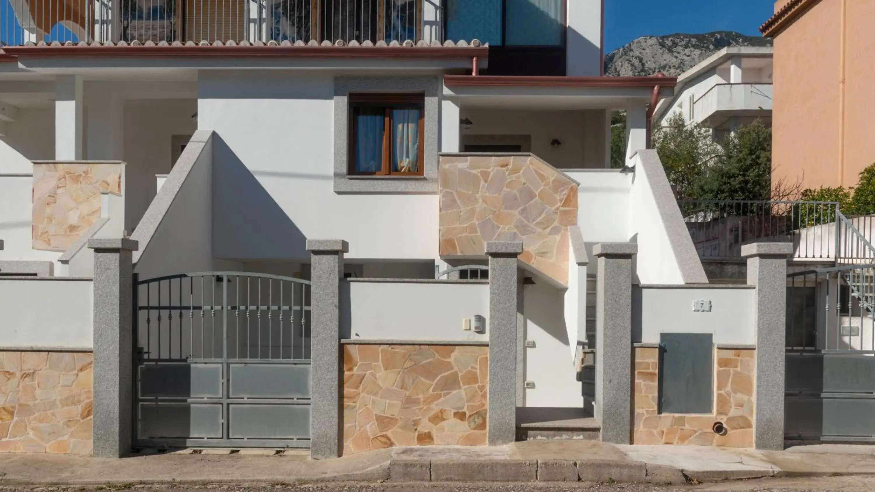 Casa Dei Lecci - Cala Gonone Casa Dei Lecci - Cala Gonone