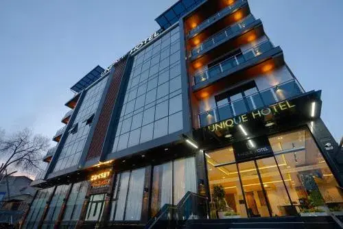 UNIQUE Airport Hotel UNIQUE Airport Hotel